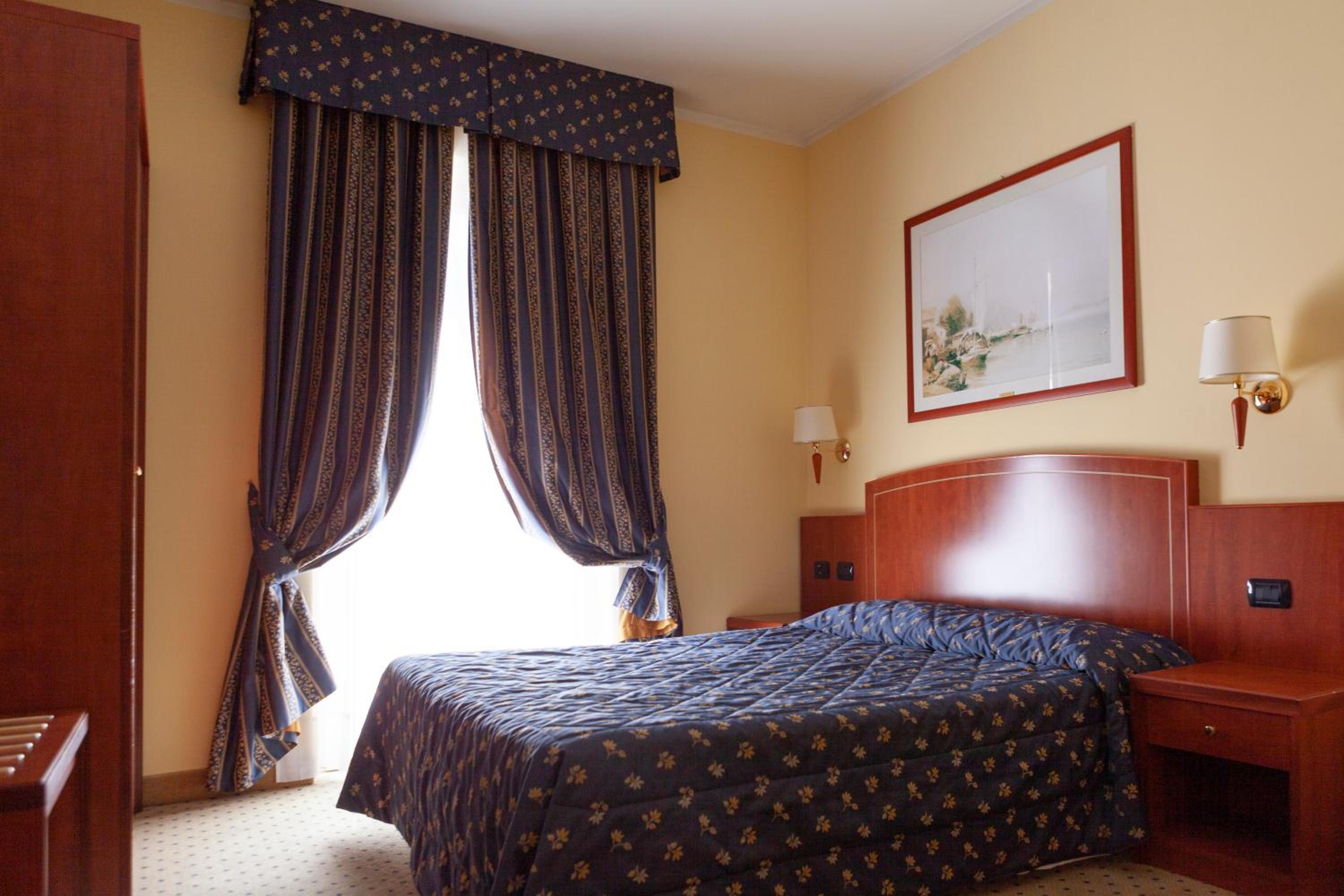 Basic Double Room - Photo 3