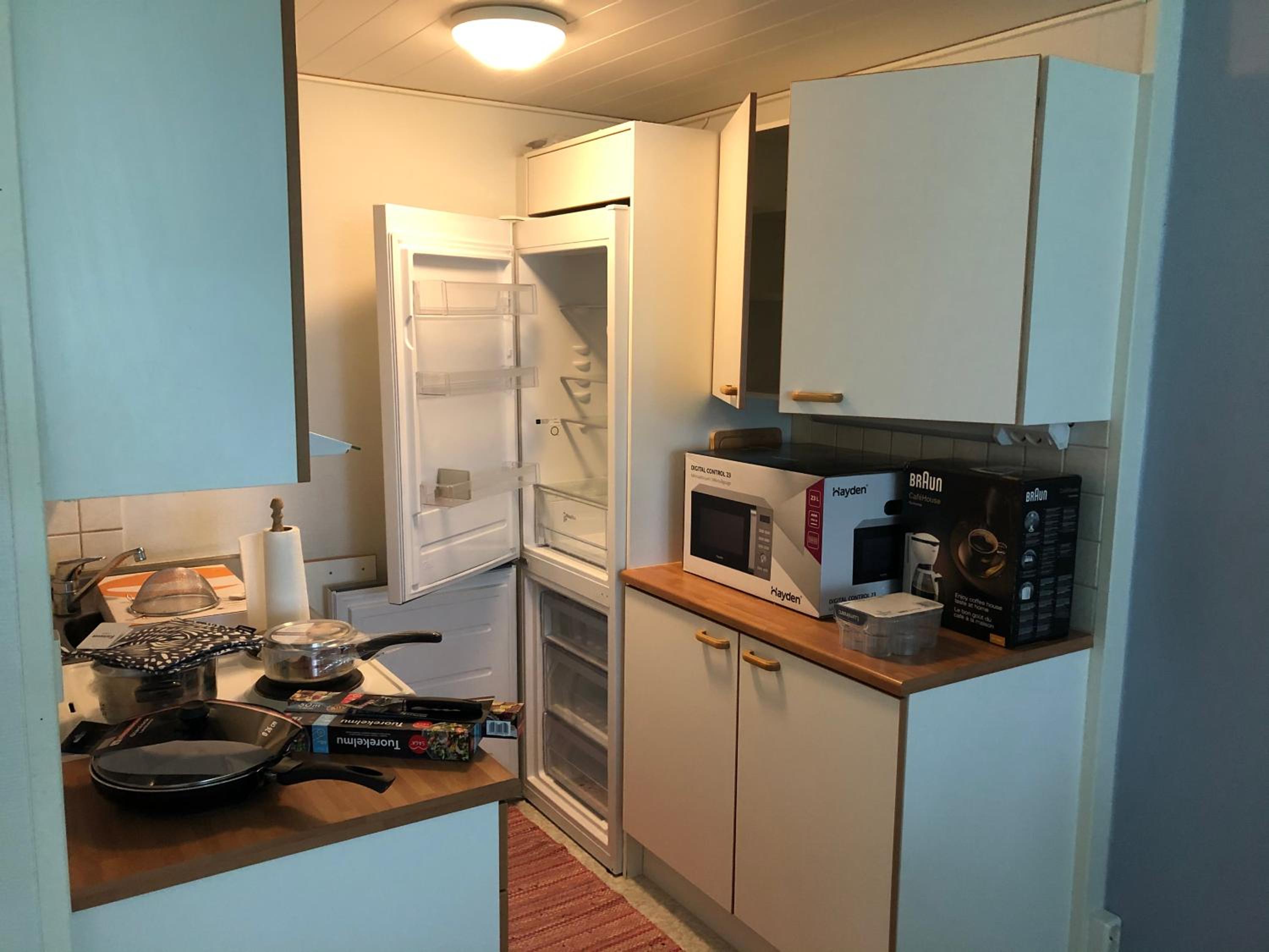One-Bedroom Apartment - Photo 3