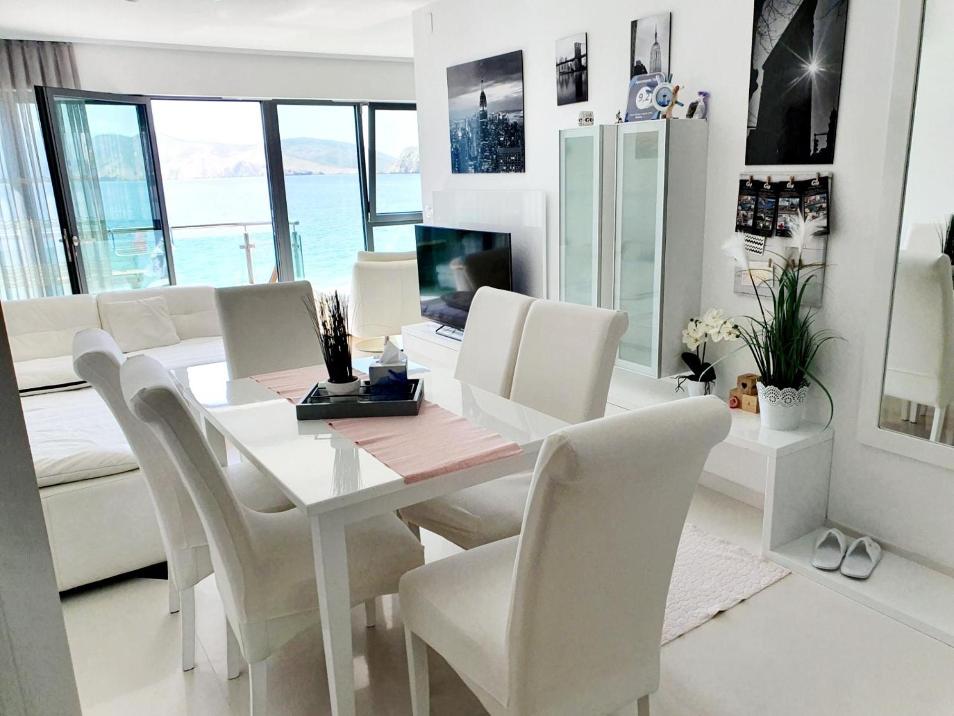 Penthouse Apartment - Photo 16