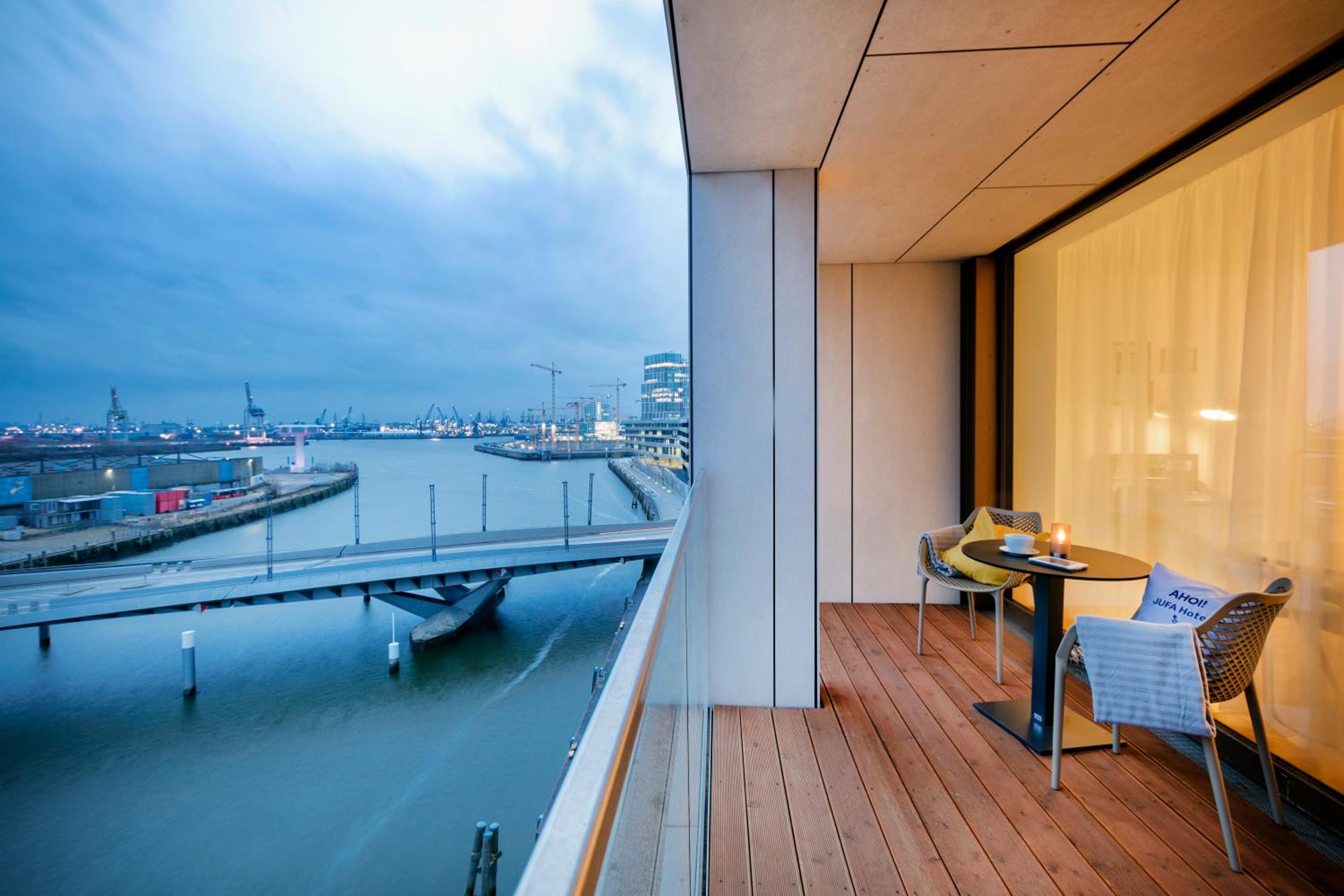 Junior Suite with Balcony photo 3
