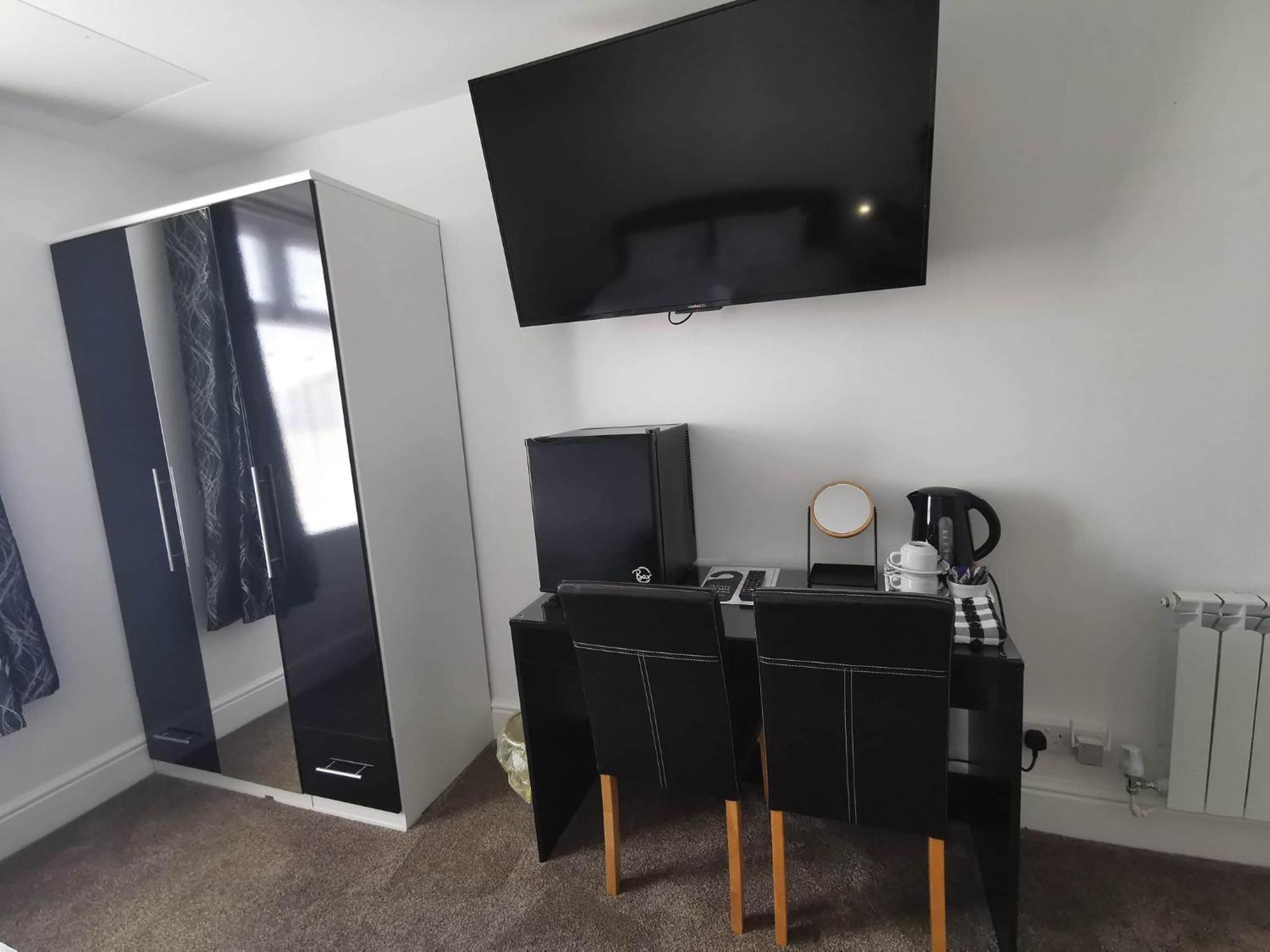 Superior King Room photo 3