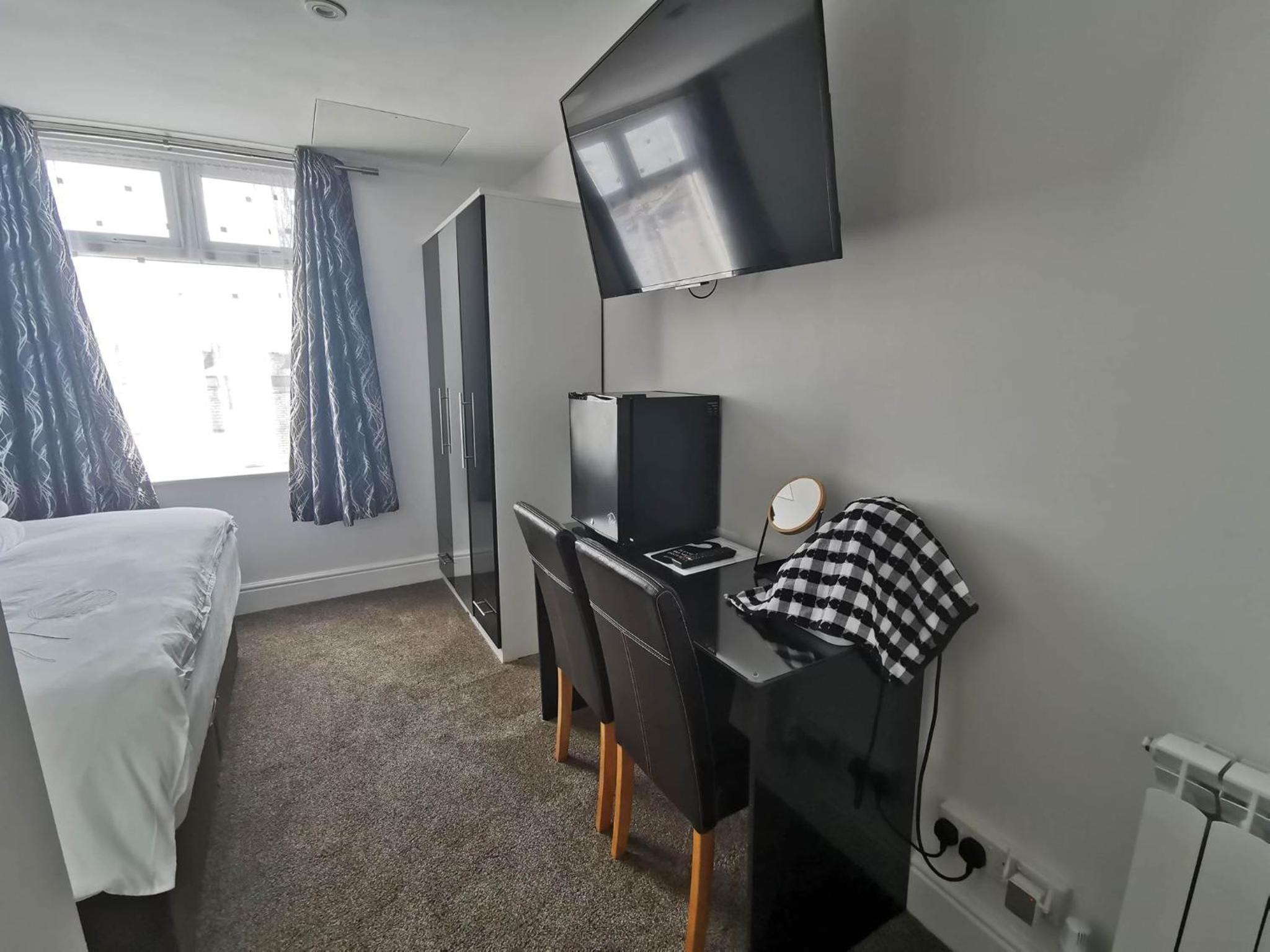 Superior King Room photo 2