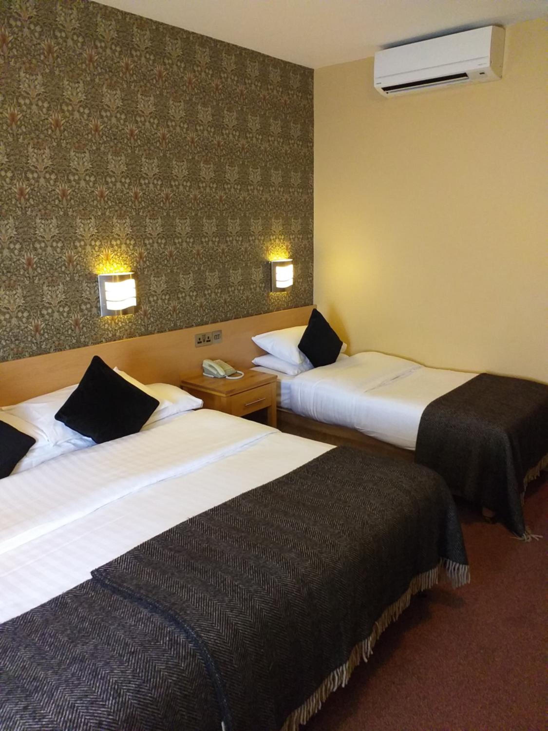 Twin Room photo 2