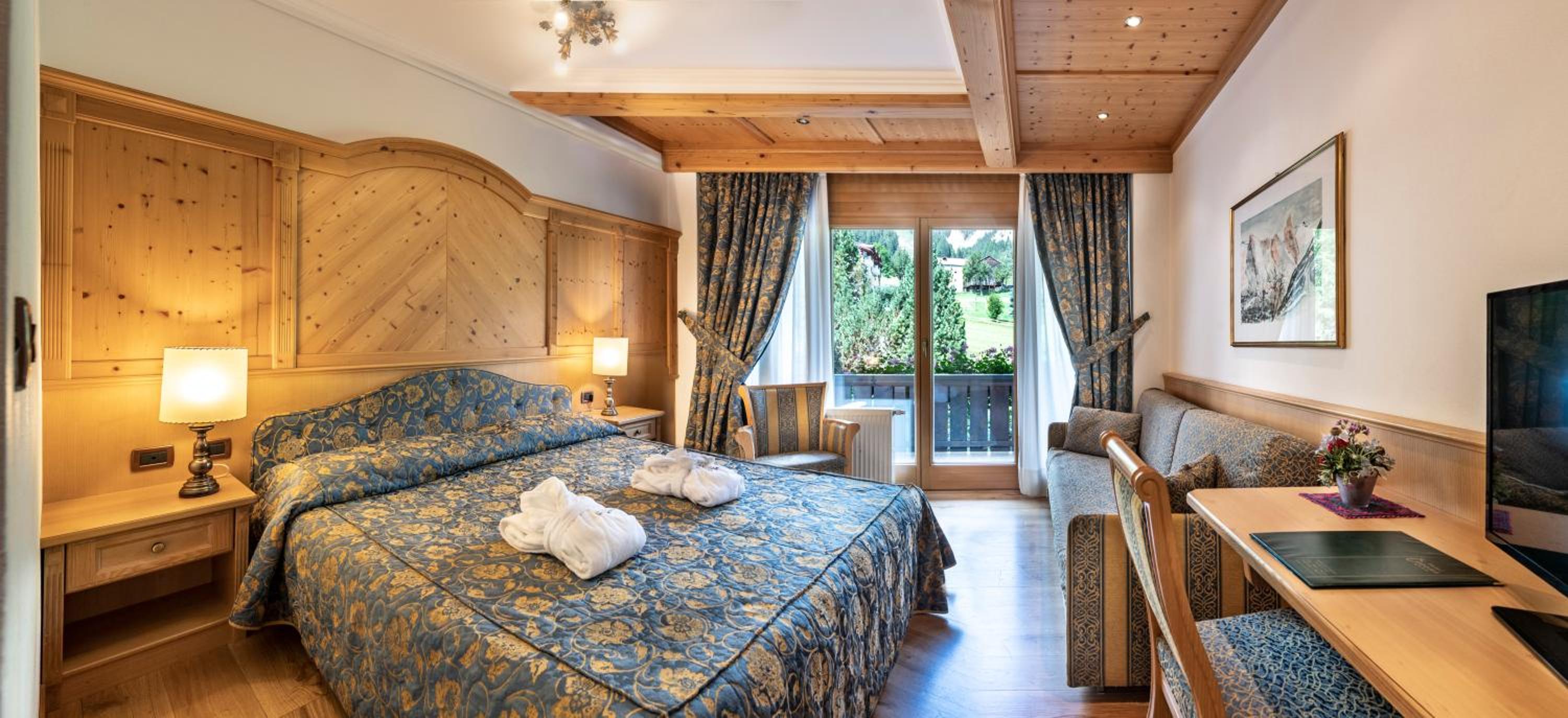 Superior Double or Twin Room photo 1