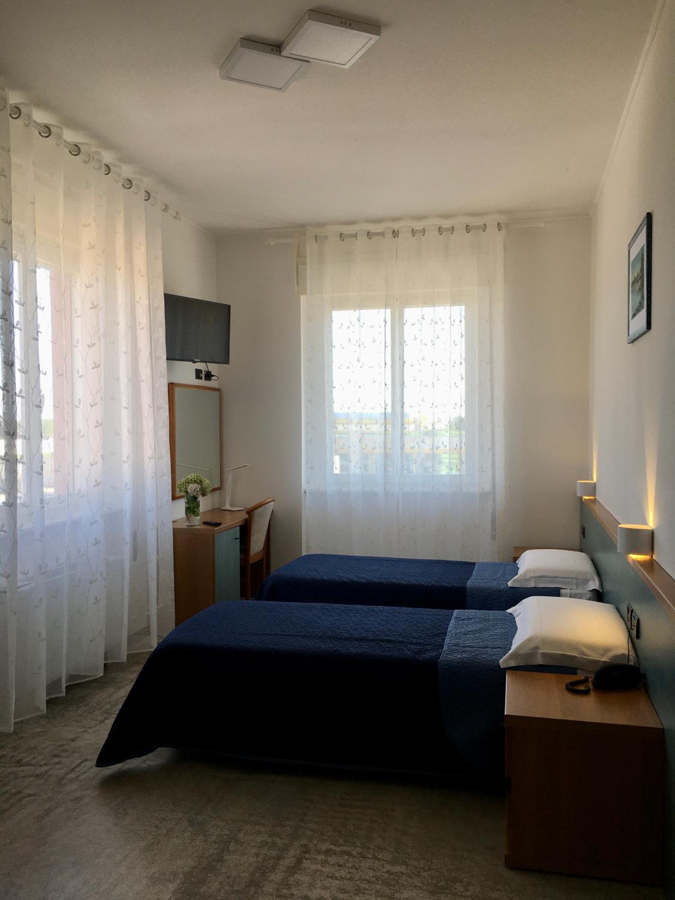 Basic Triple Room