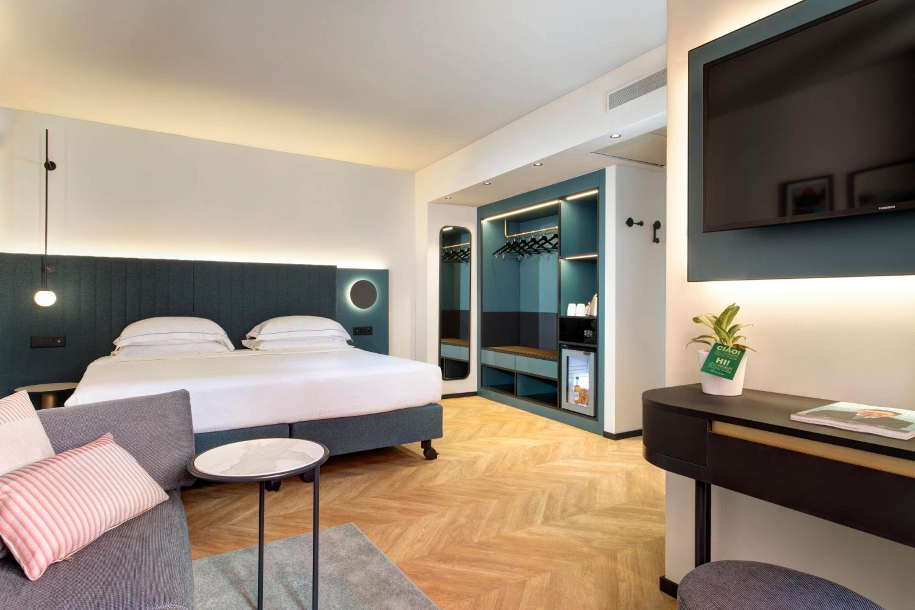 Premium Double or Twin Room with Air Conditioning - Photo 1