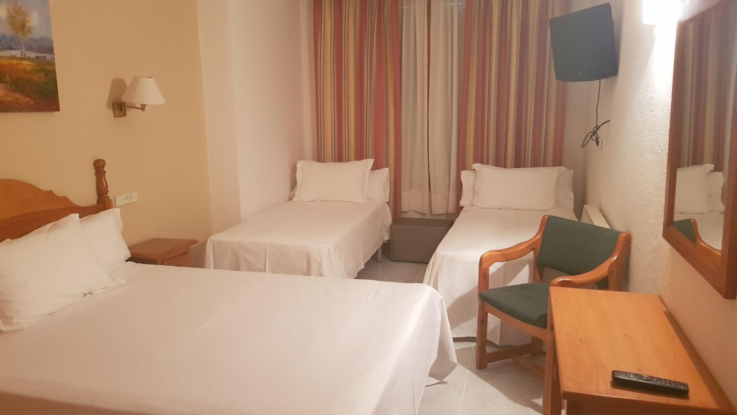 Quadruple Room photo 2