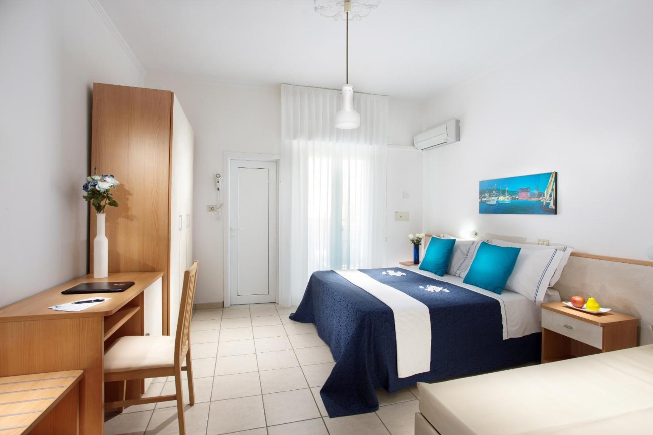 Quadruple Room photo 3