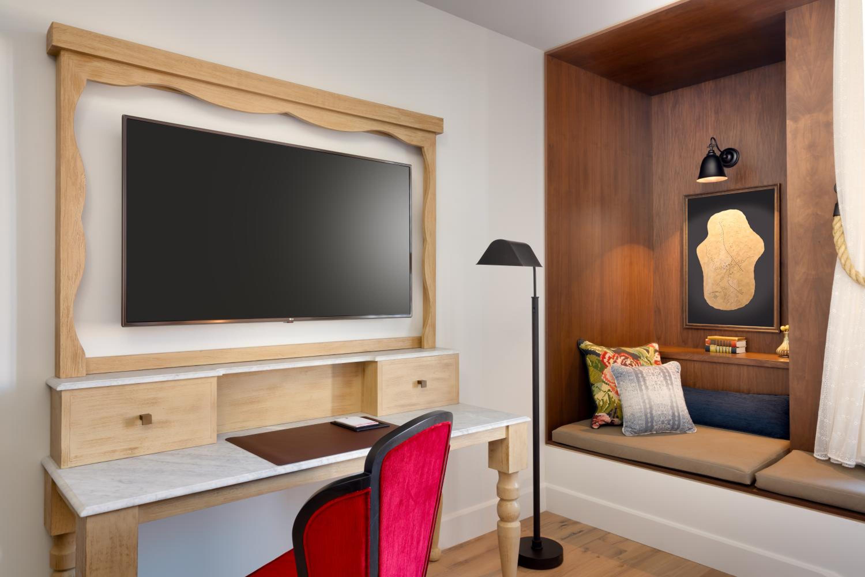 King Room - Hearing Accessible