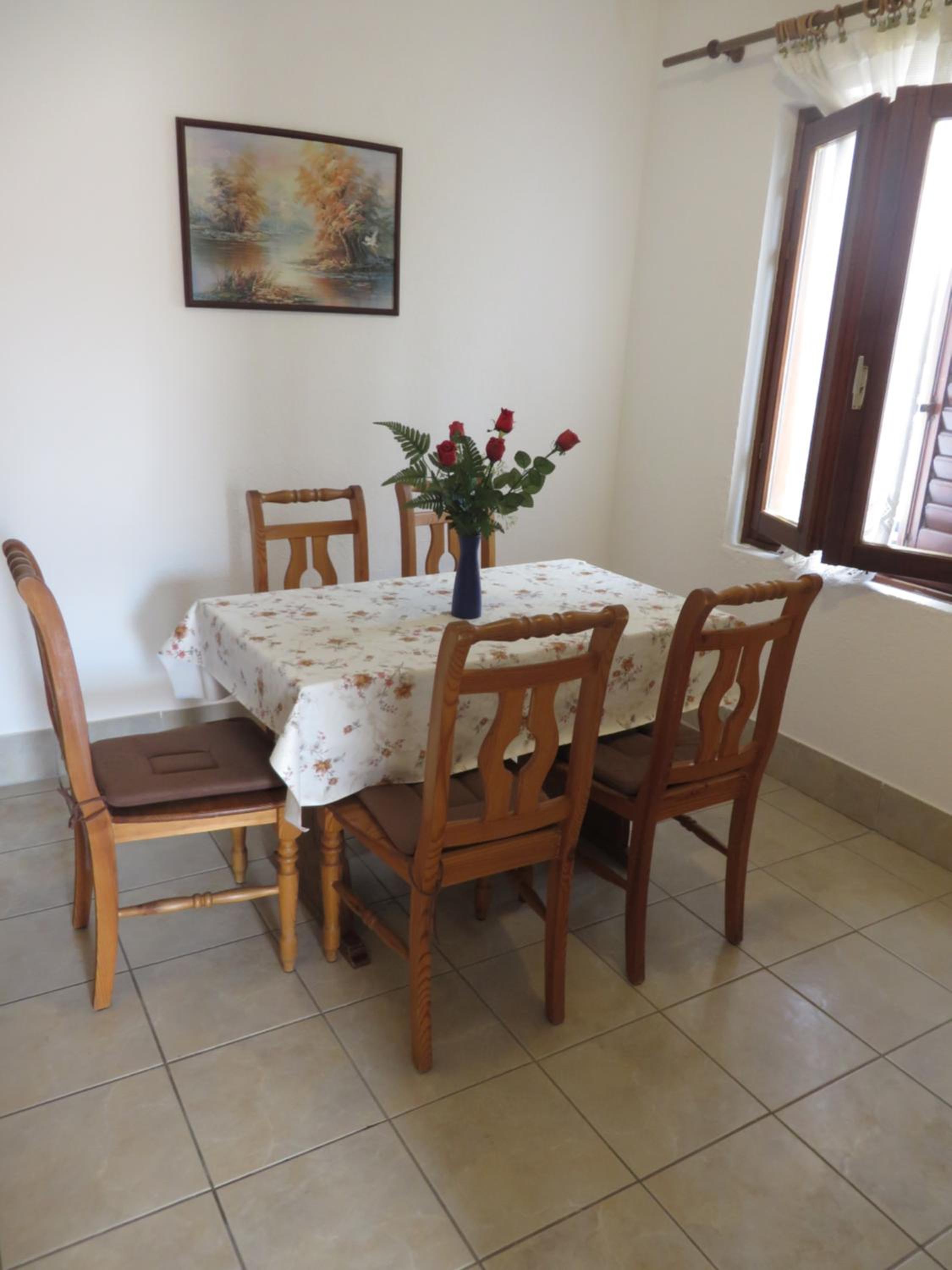 Apartment with Balcony photo 2