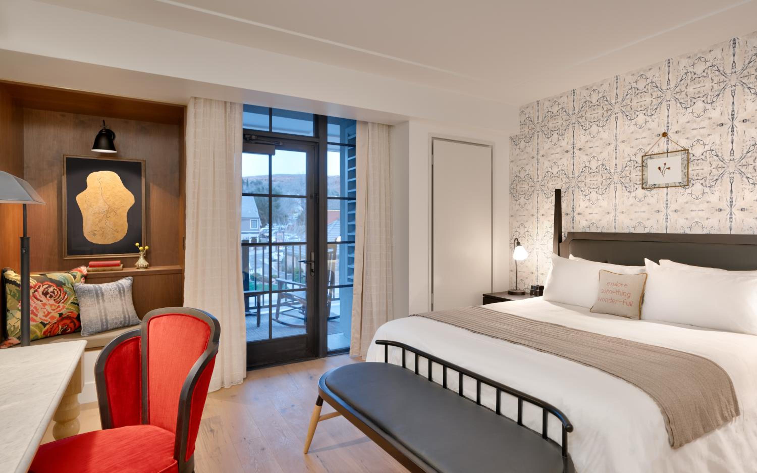 King Balcony, Guest room, 1 King, City view, Balcony - Photo 1