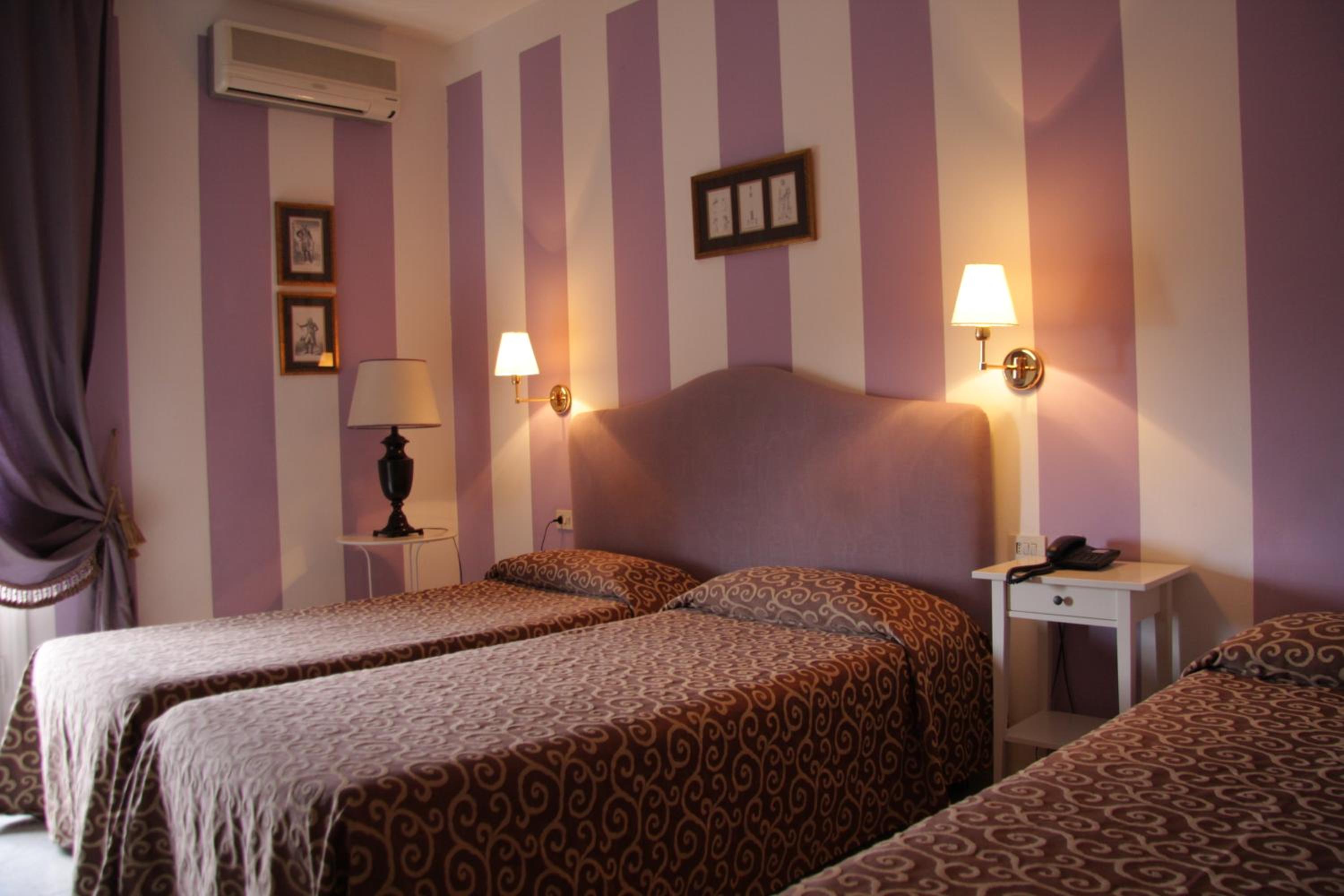 Standard Triple Room photo 3