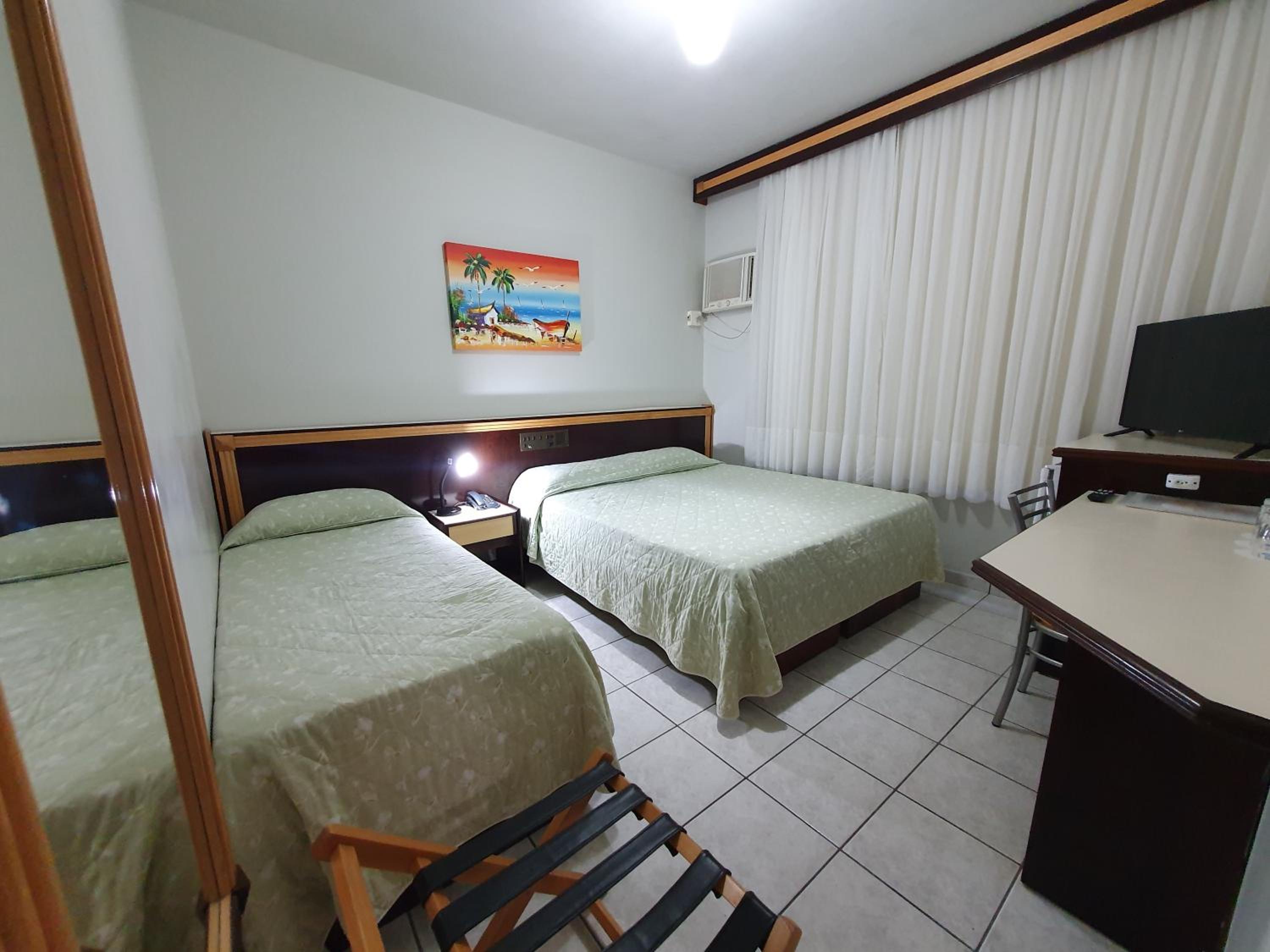 Standard Triple Room photo 2