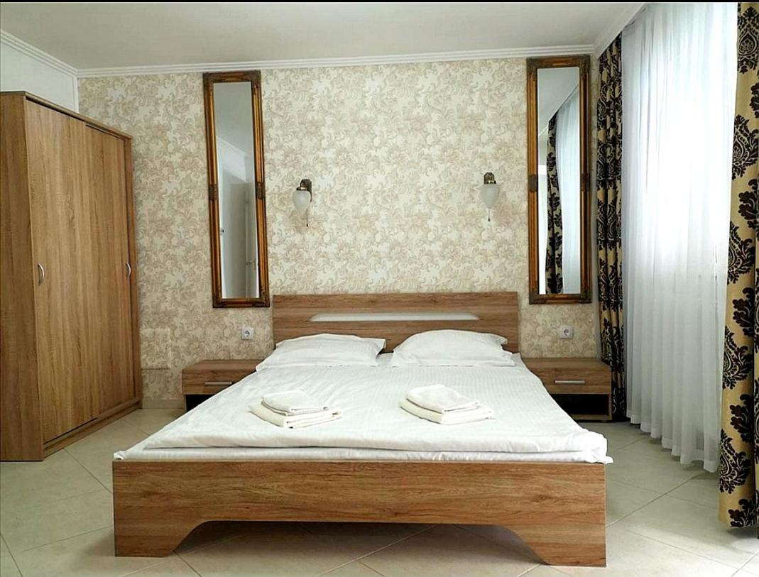 One-Bedroom House photo 1