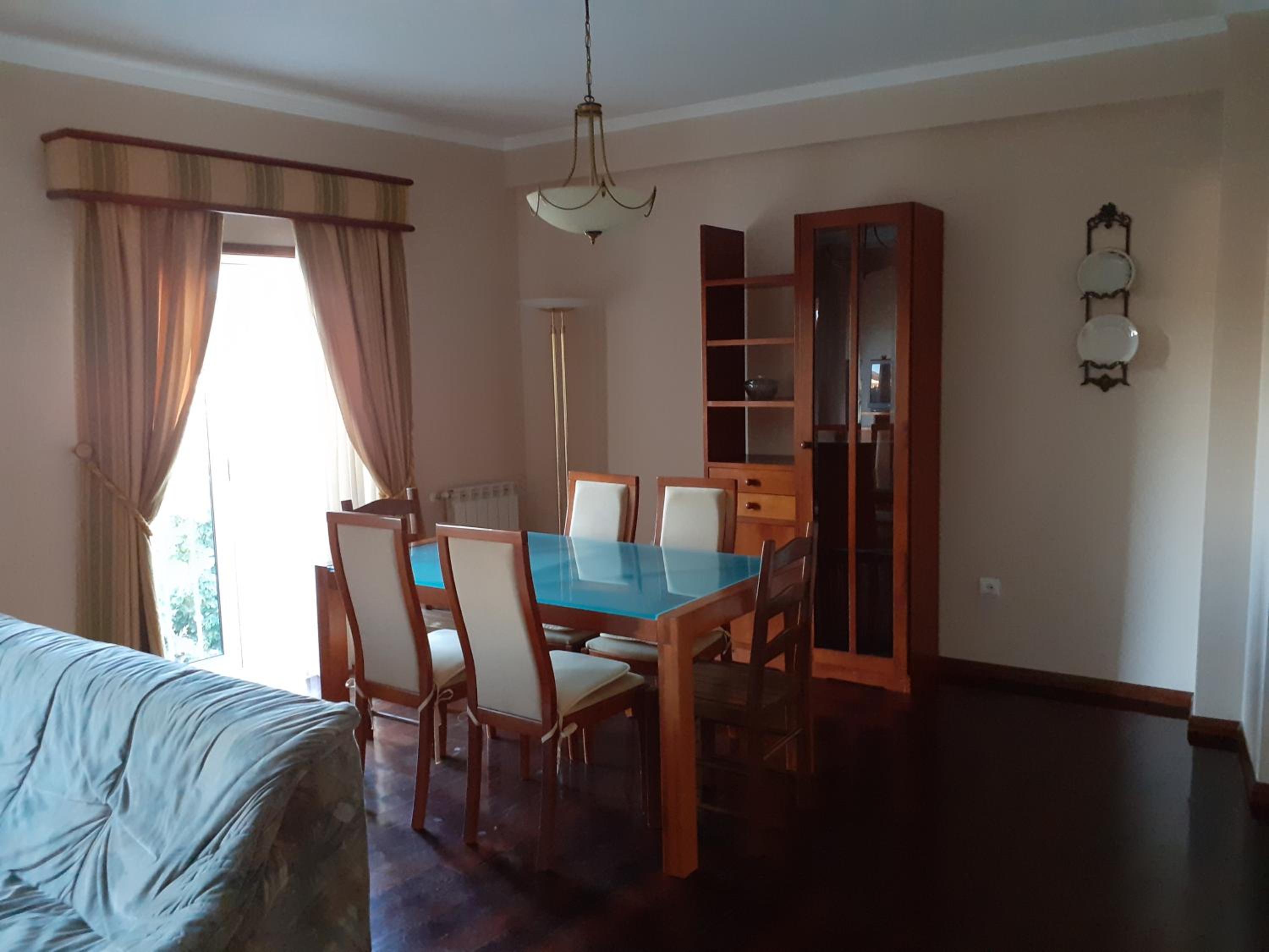 Two-Bedroom Apartment - Photo 5