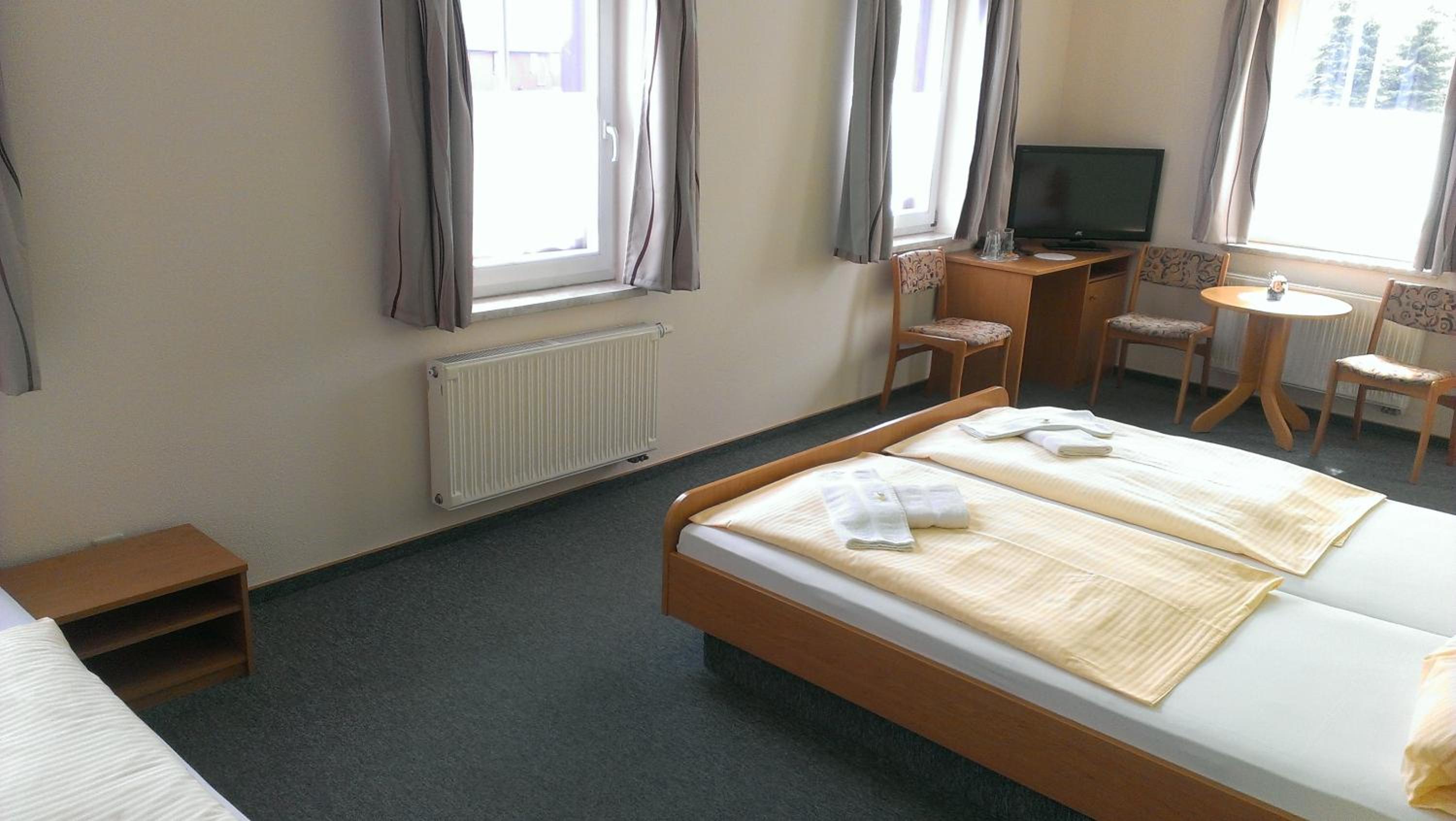 Double Room - Photo 4