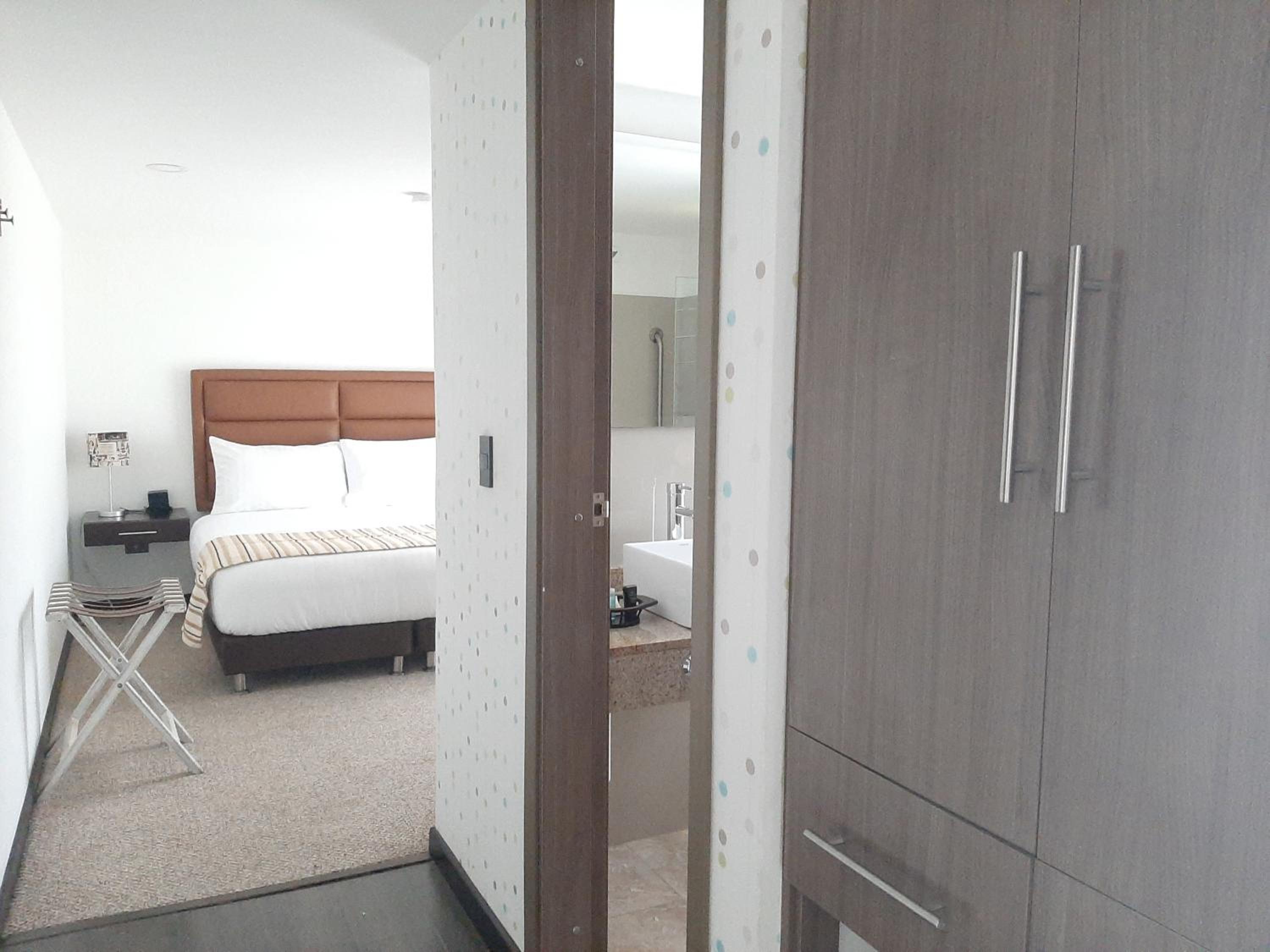 Standard Double Room photo 3