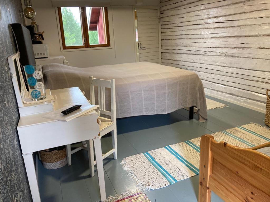 Twin Room - Photo 1