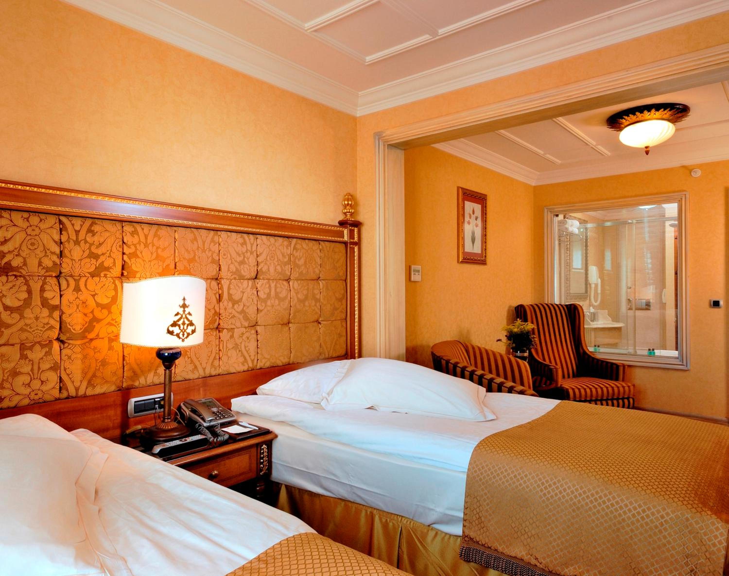Deluxe Double Room photo 3
