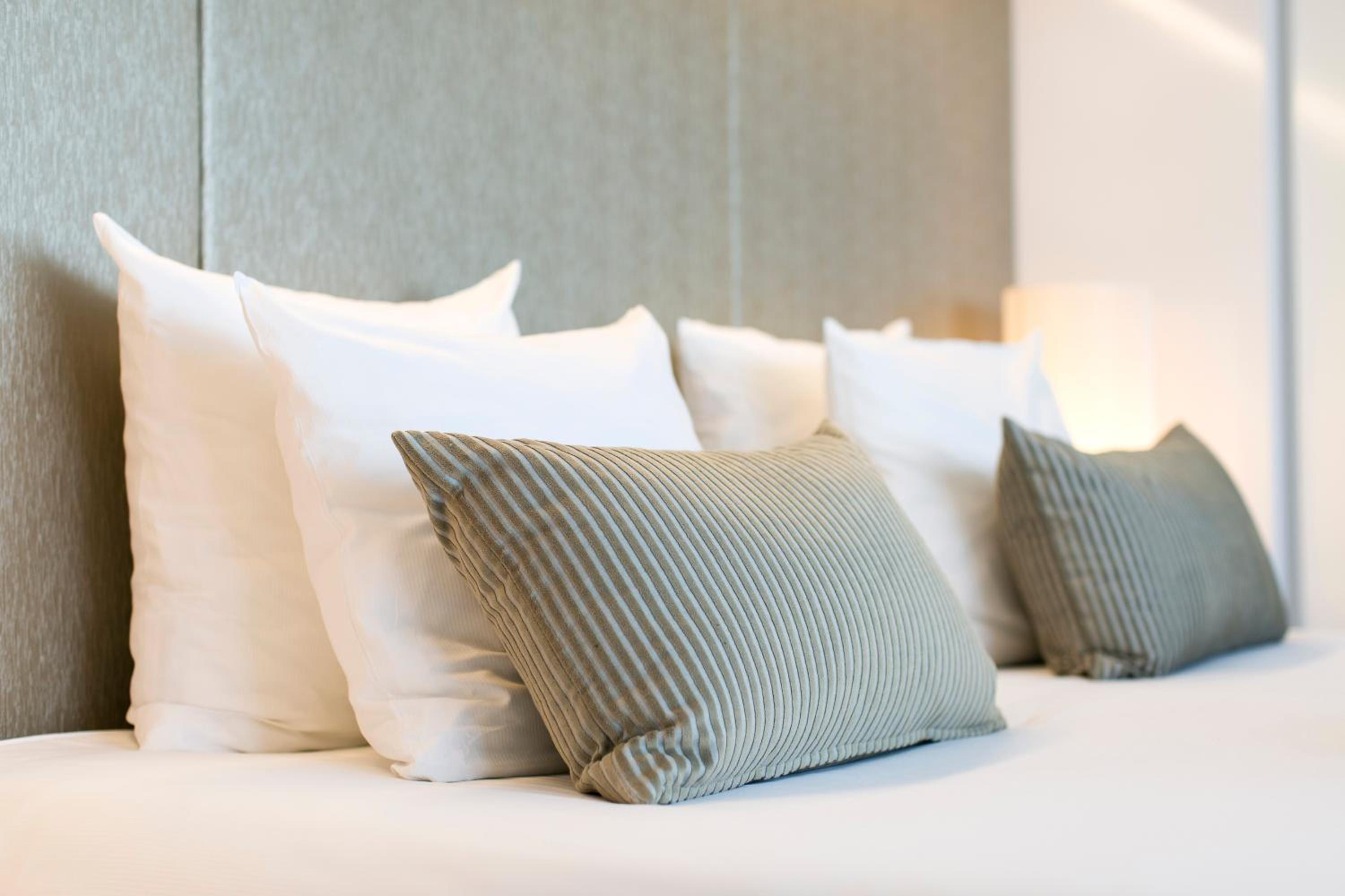 King Suite with City View - Photo 5