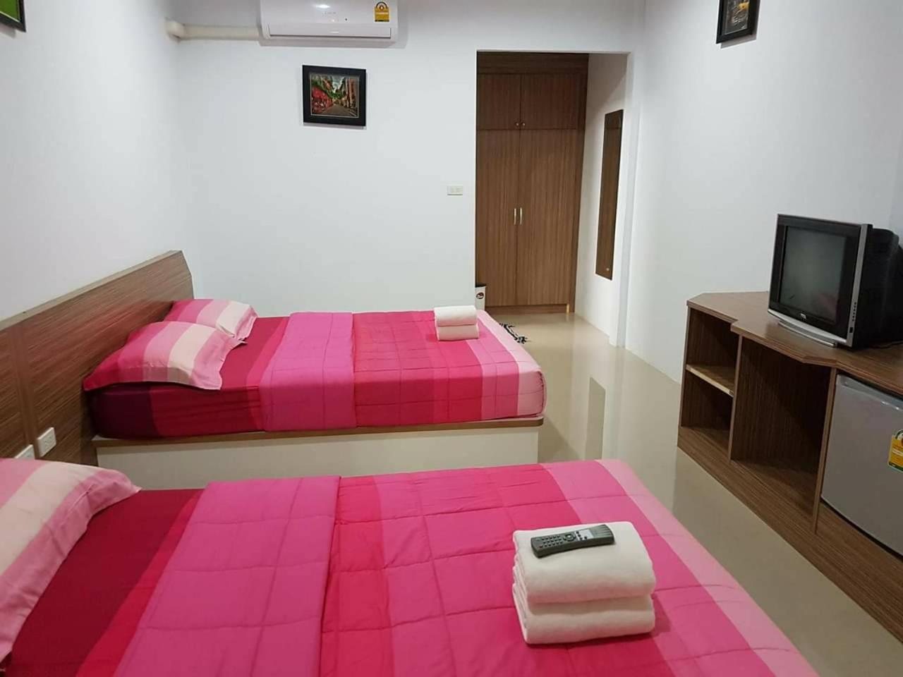 Three-Bedroom Villa photo 1