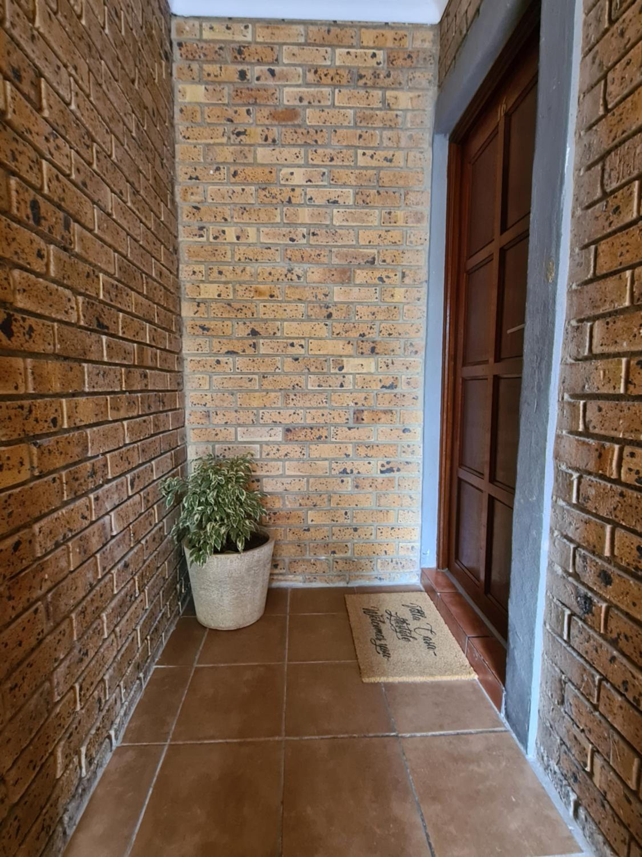 Two-Bedroom Apartment - Photo 10