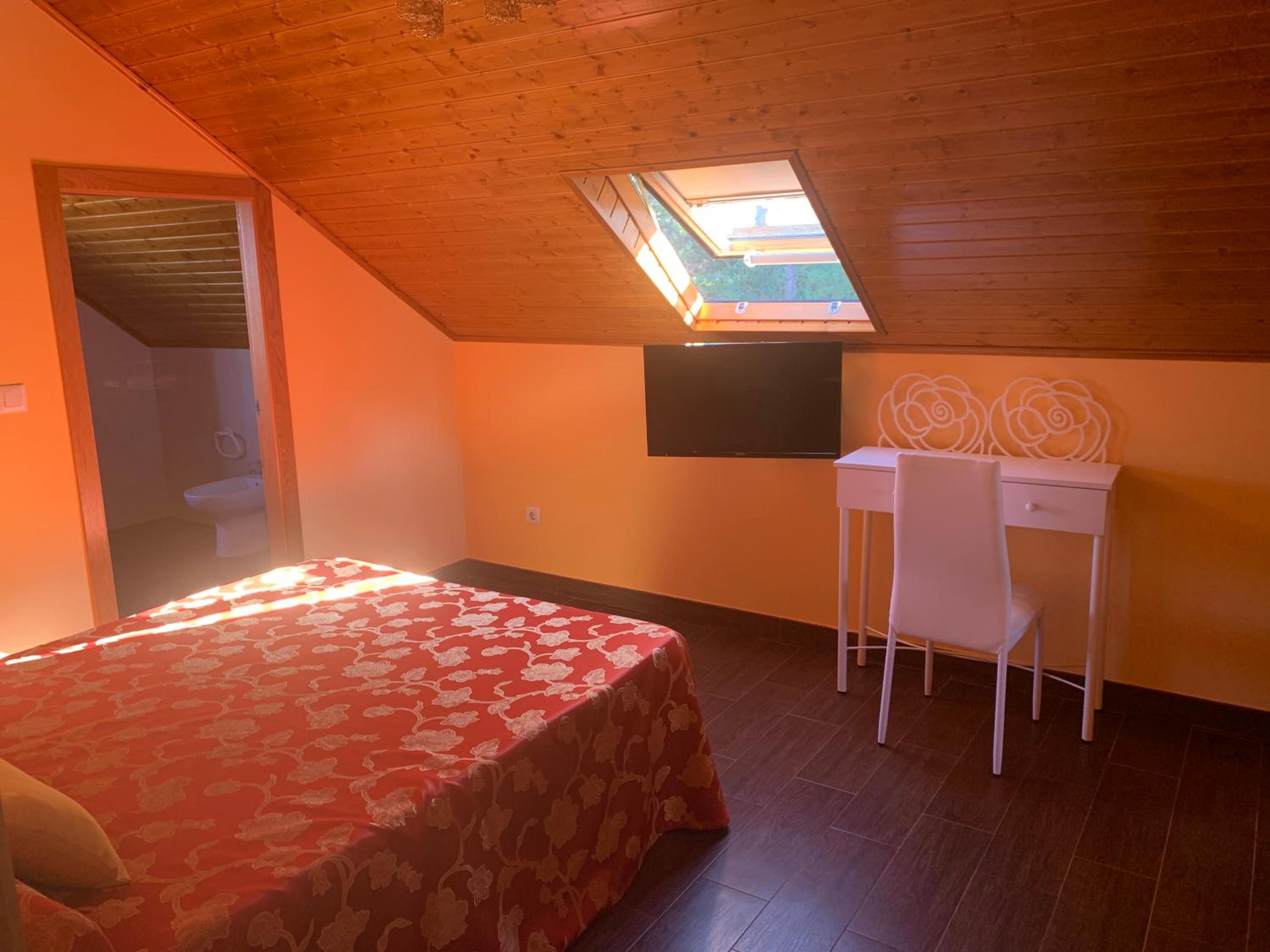 Double or Twin Room with Shower photo 2