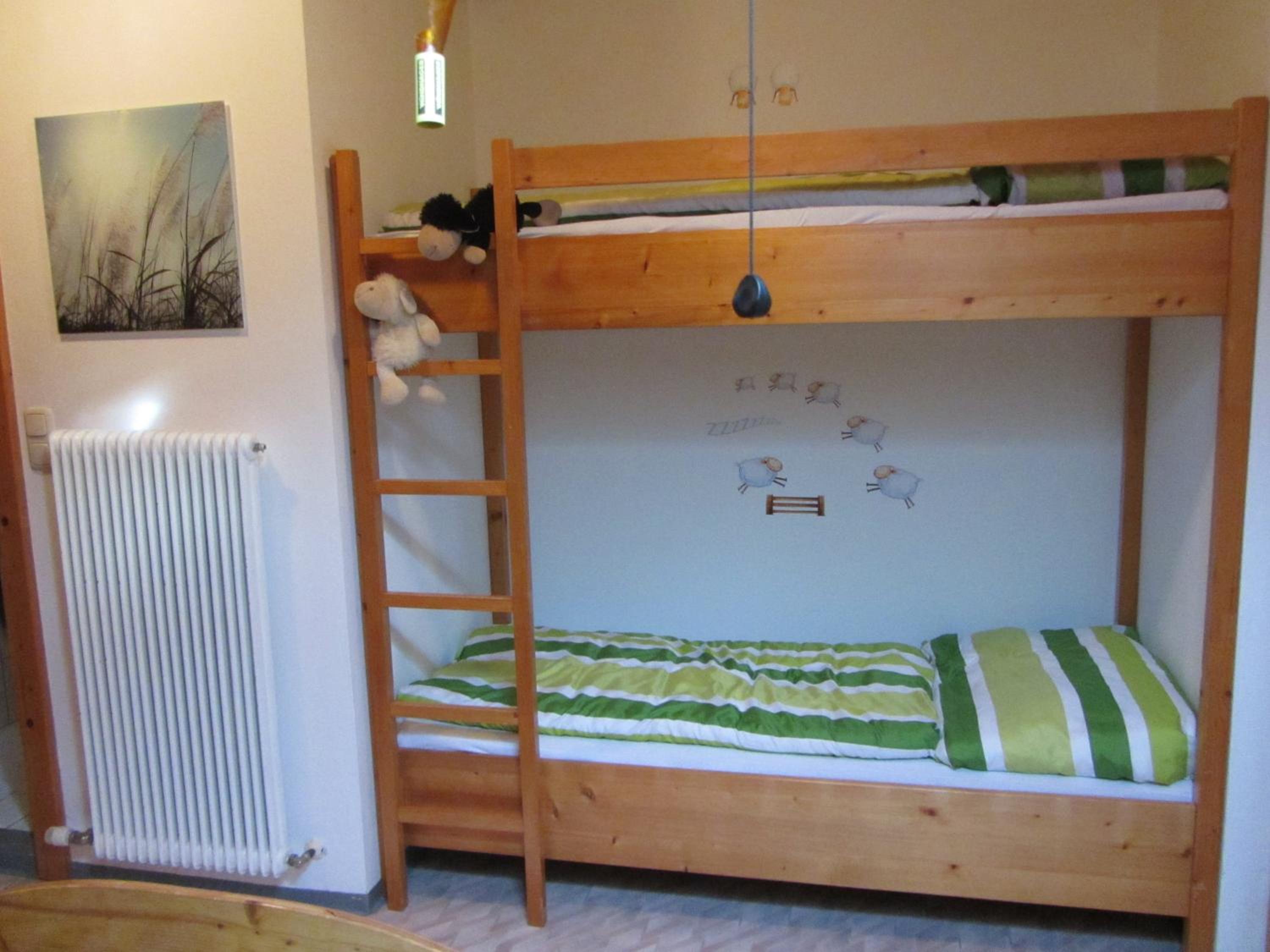 Apartment with Mountain View photo 2