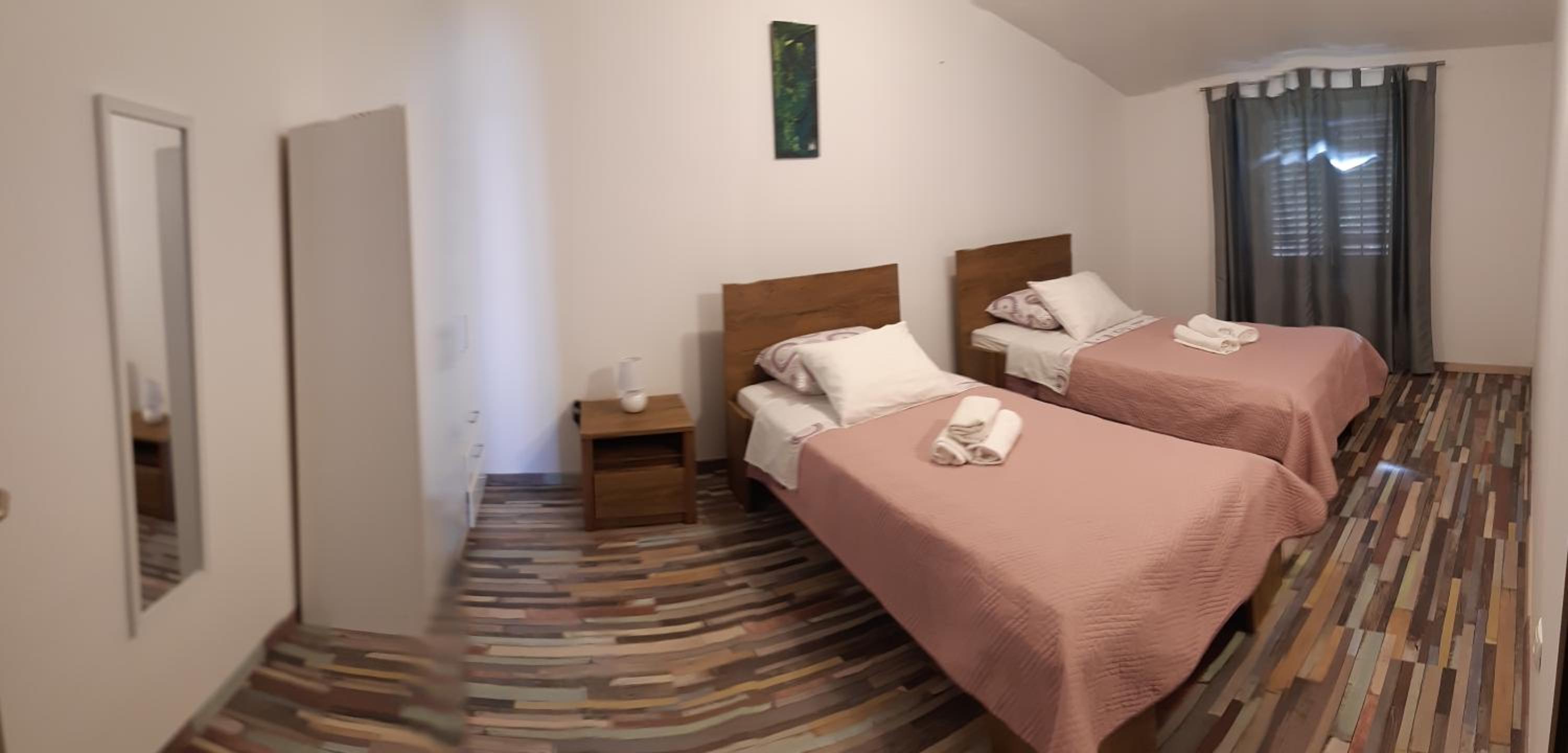 Apartment with Sea View - Photo 11