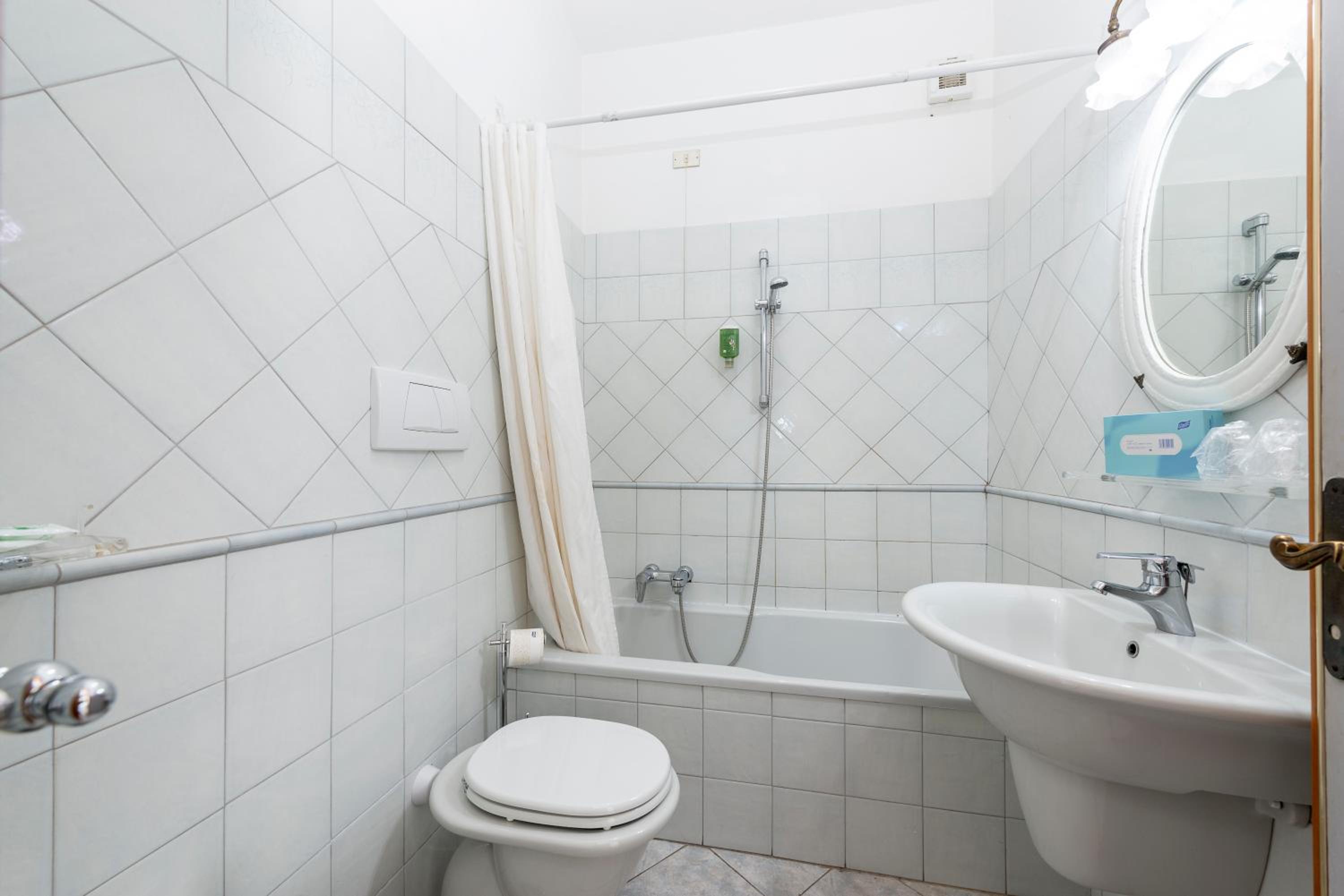 Superior Double Room with Sea View - Photo 11