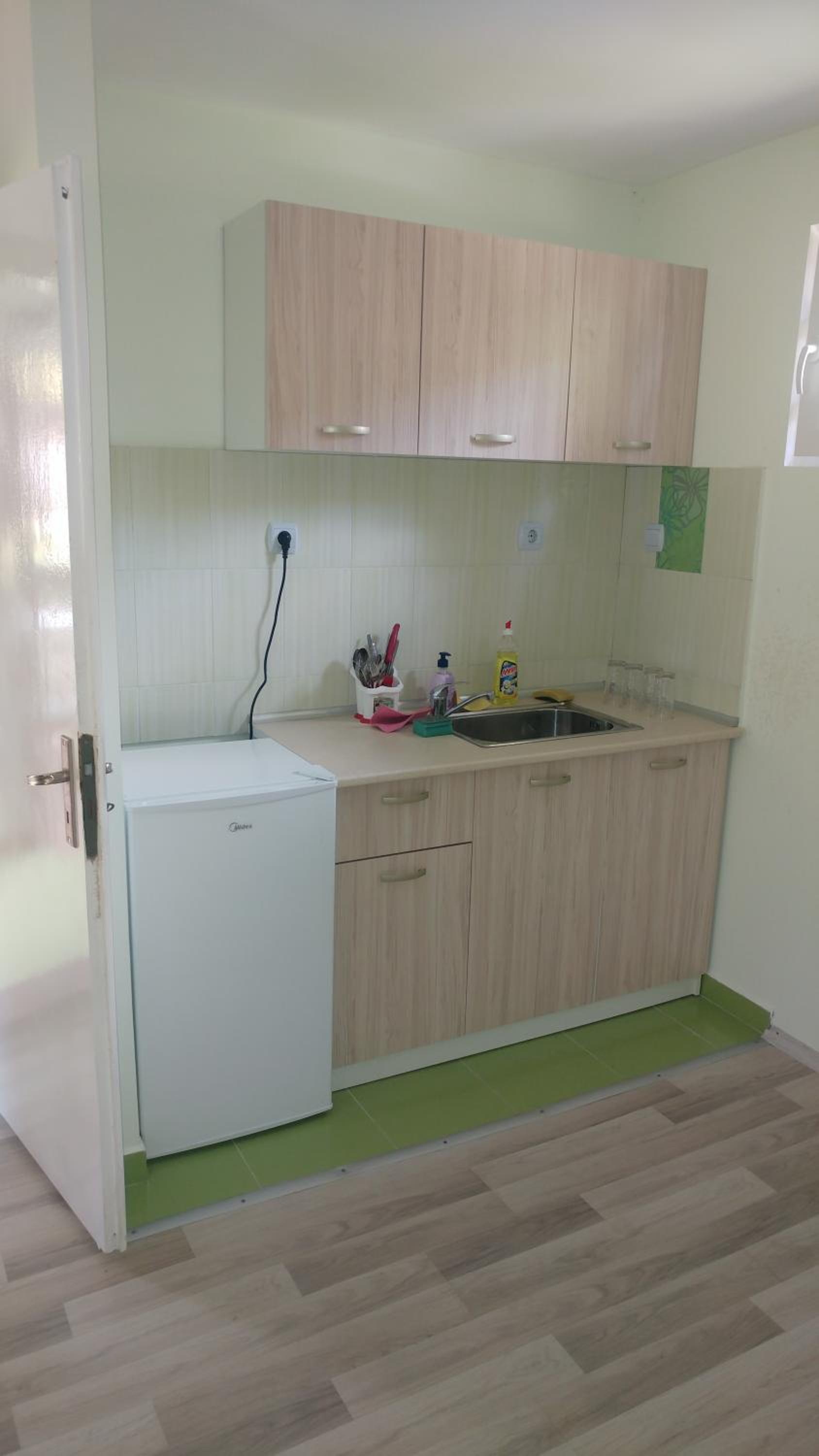 One-Bedroom House photo 2