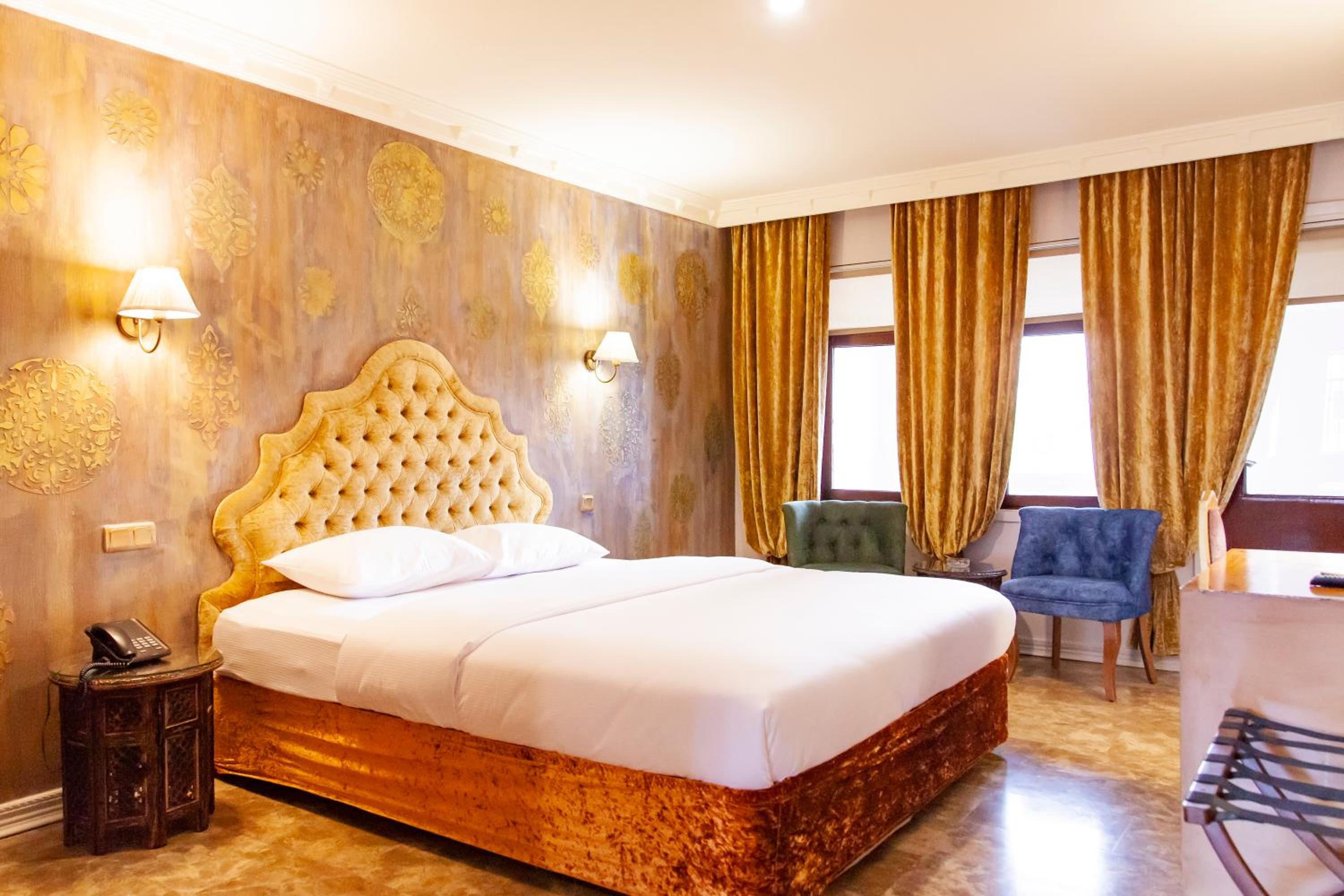 Deluxe Double Room - Photo 1