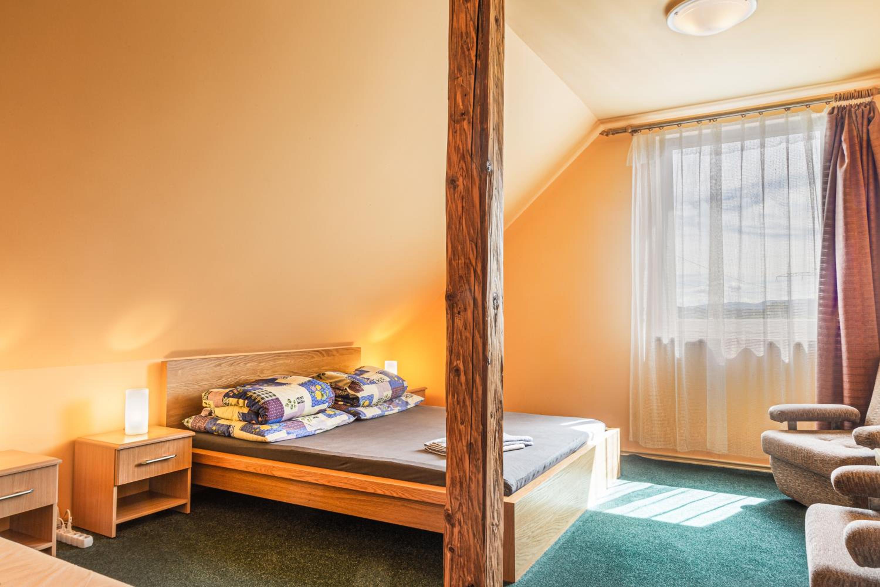 Triple Room - Photo 2