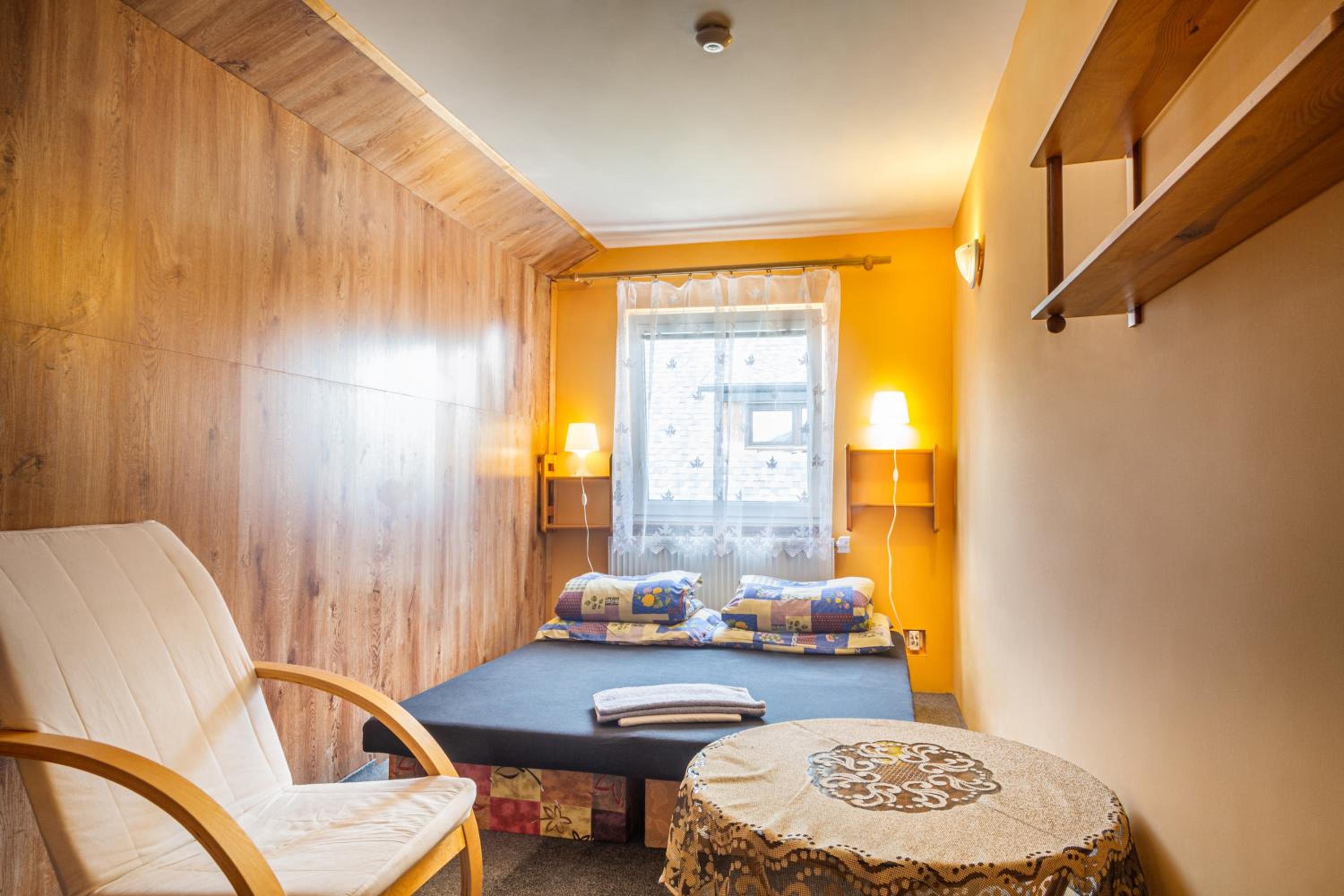 Double or Twin Room - Photo 3