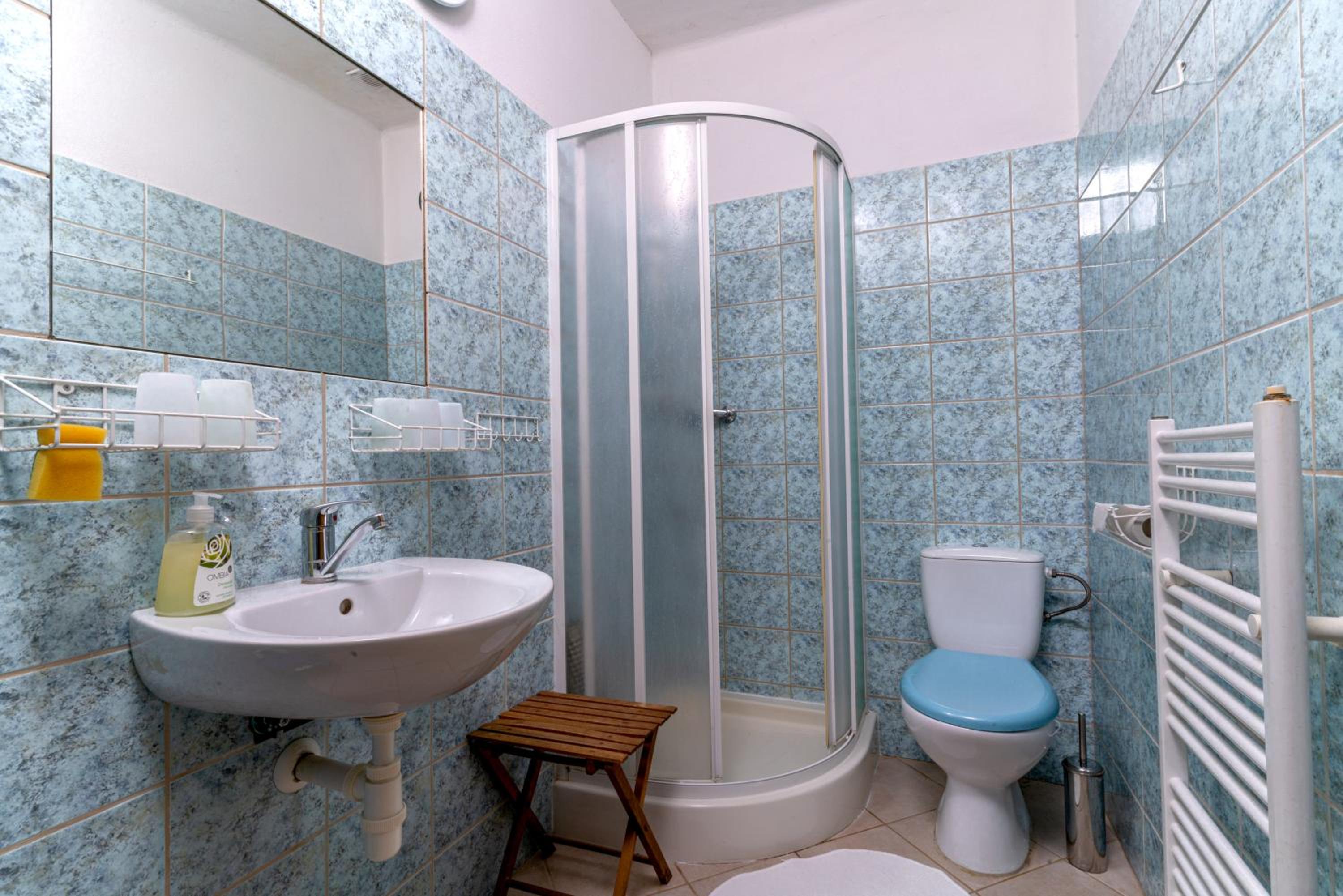 Suite - Photo 2