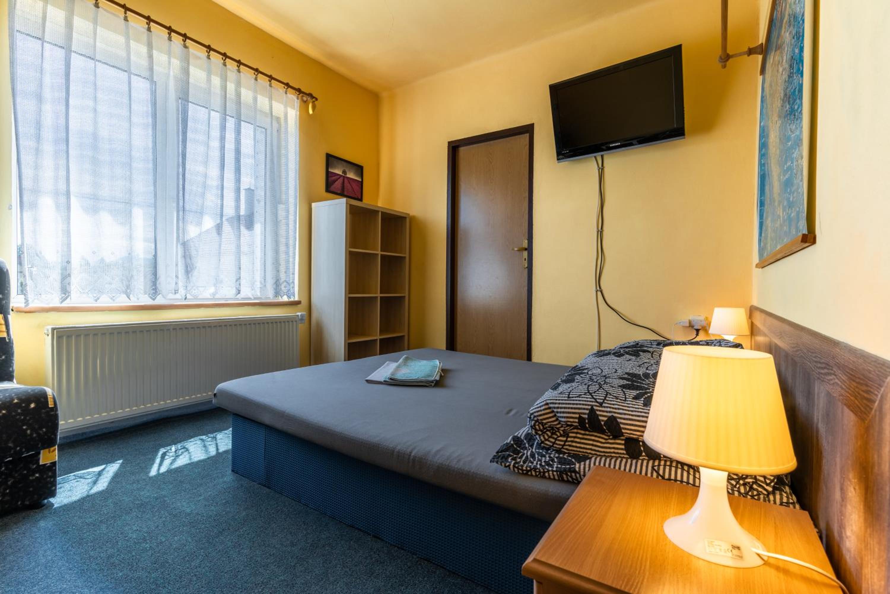 Suite - Photo 4
