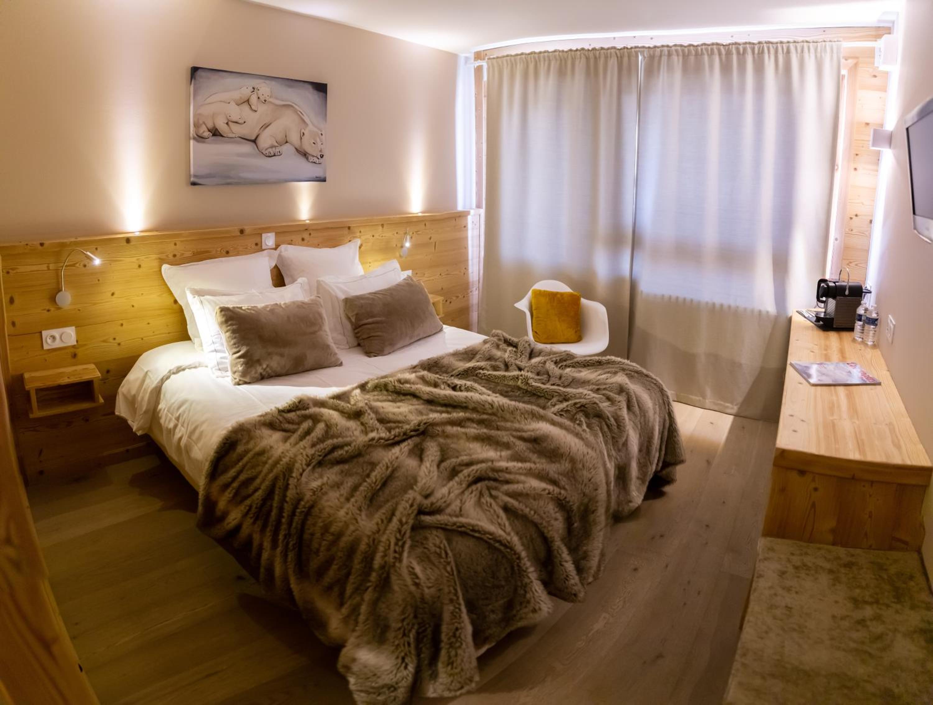 Double or Twin Room - Photo 2