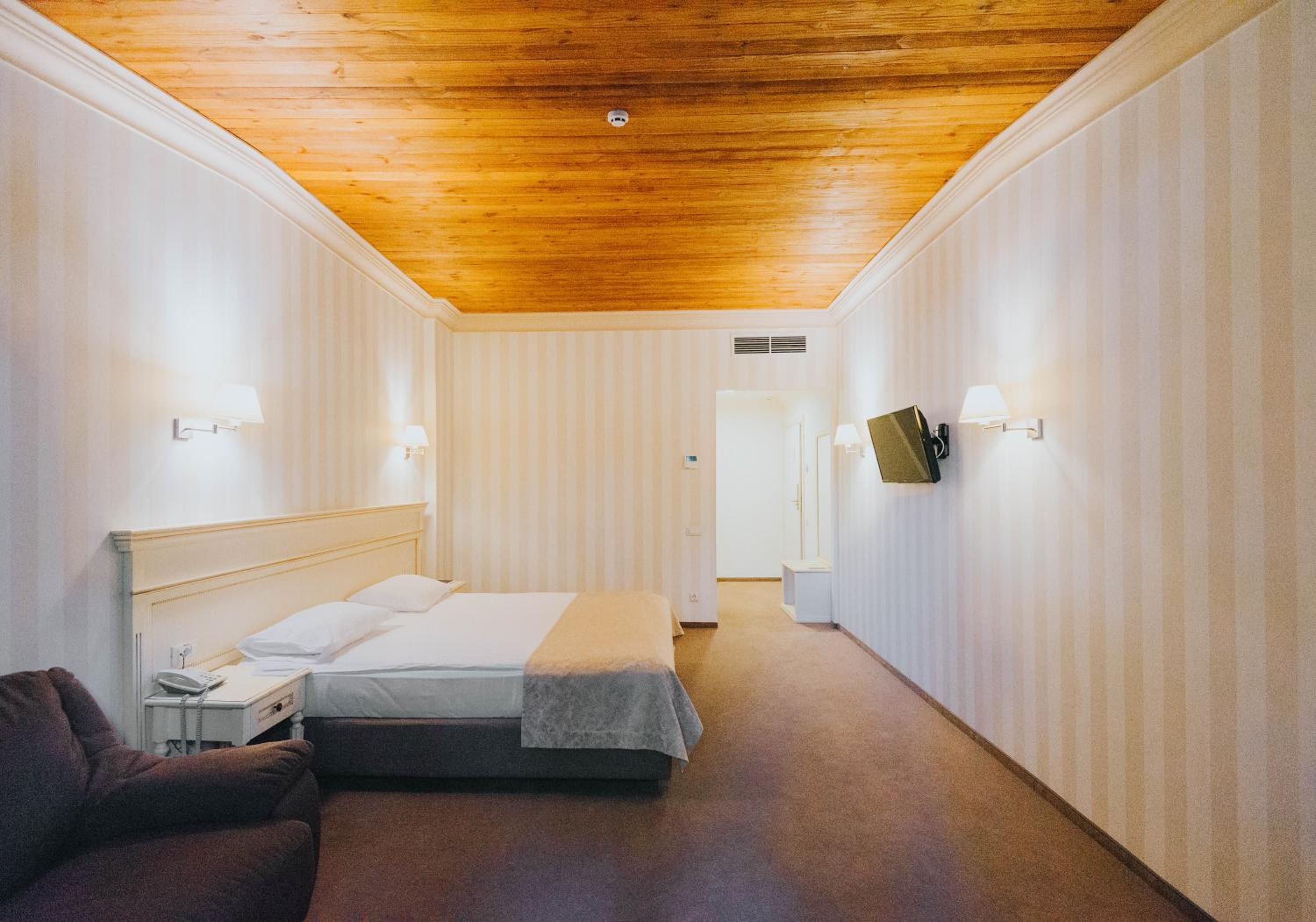 Deluxe Double Room photo 2