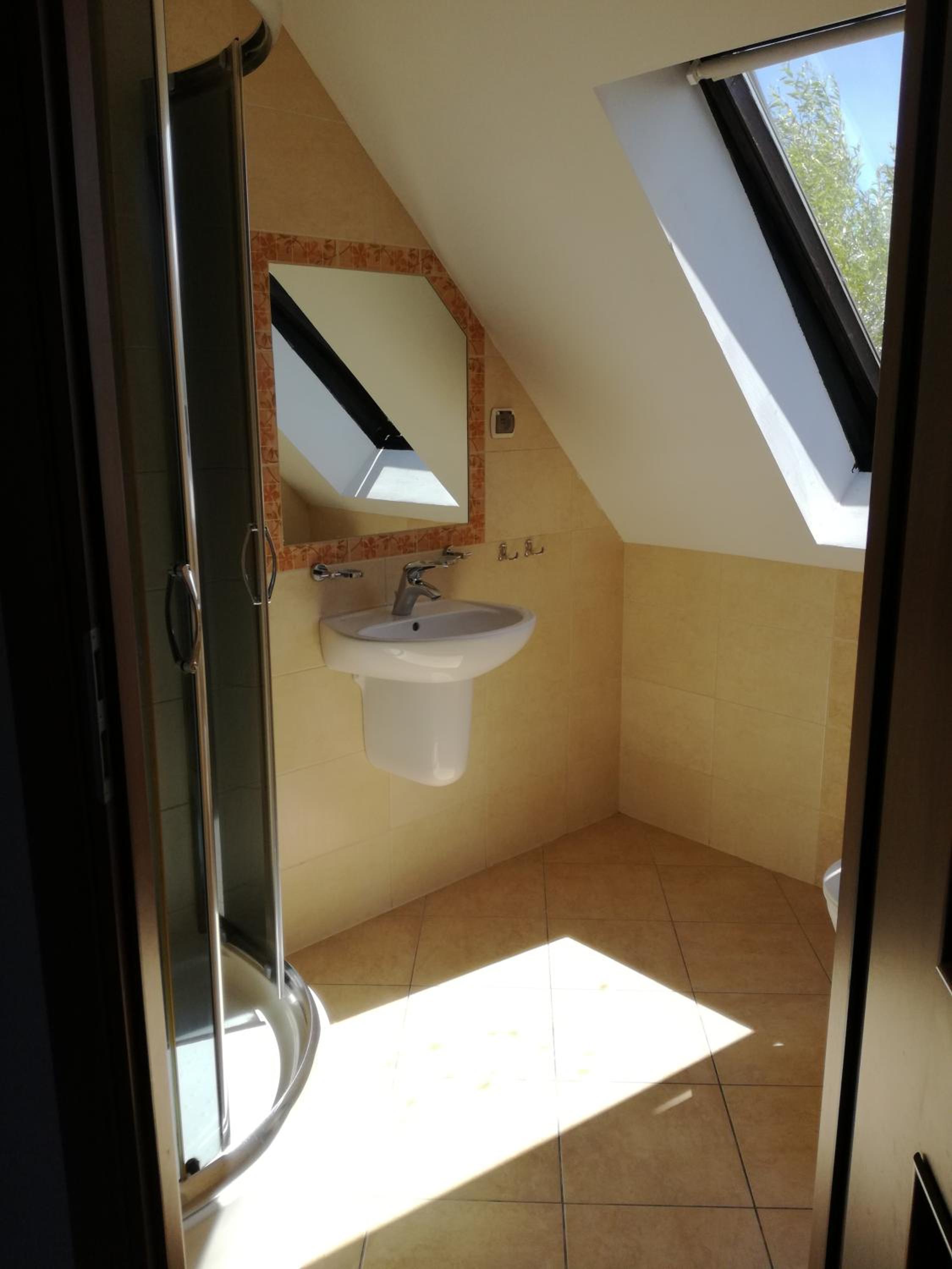 Studio with Garden View - Photo 5
