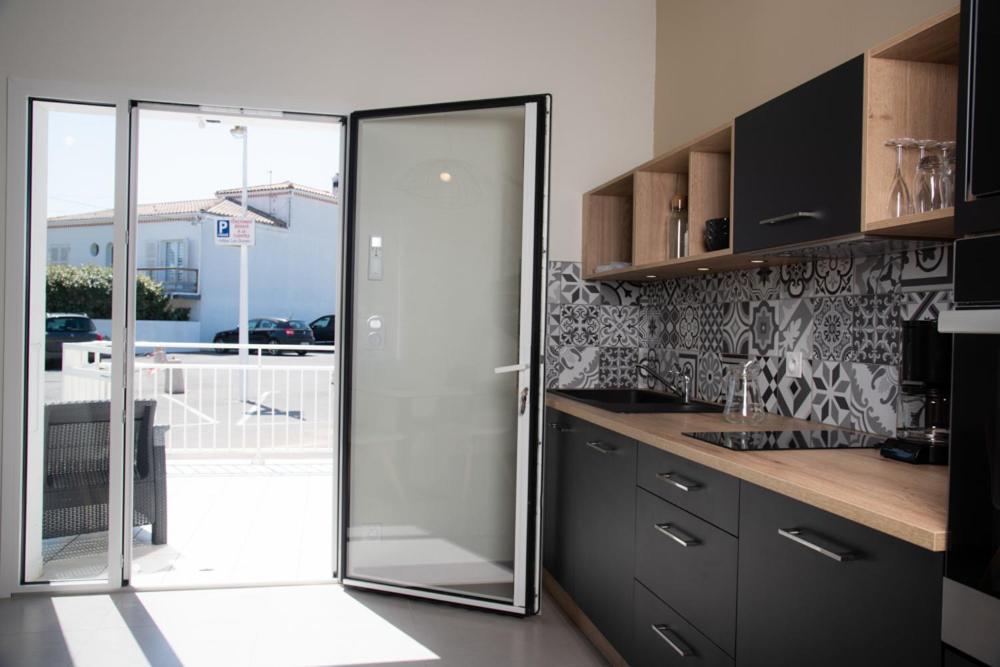Apartment - Split Level - Photo 4
