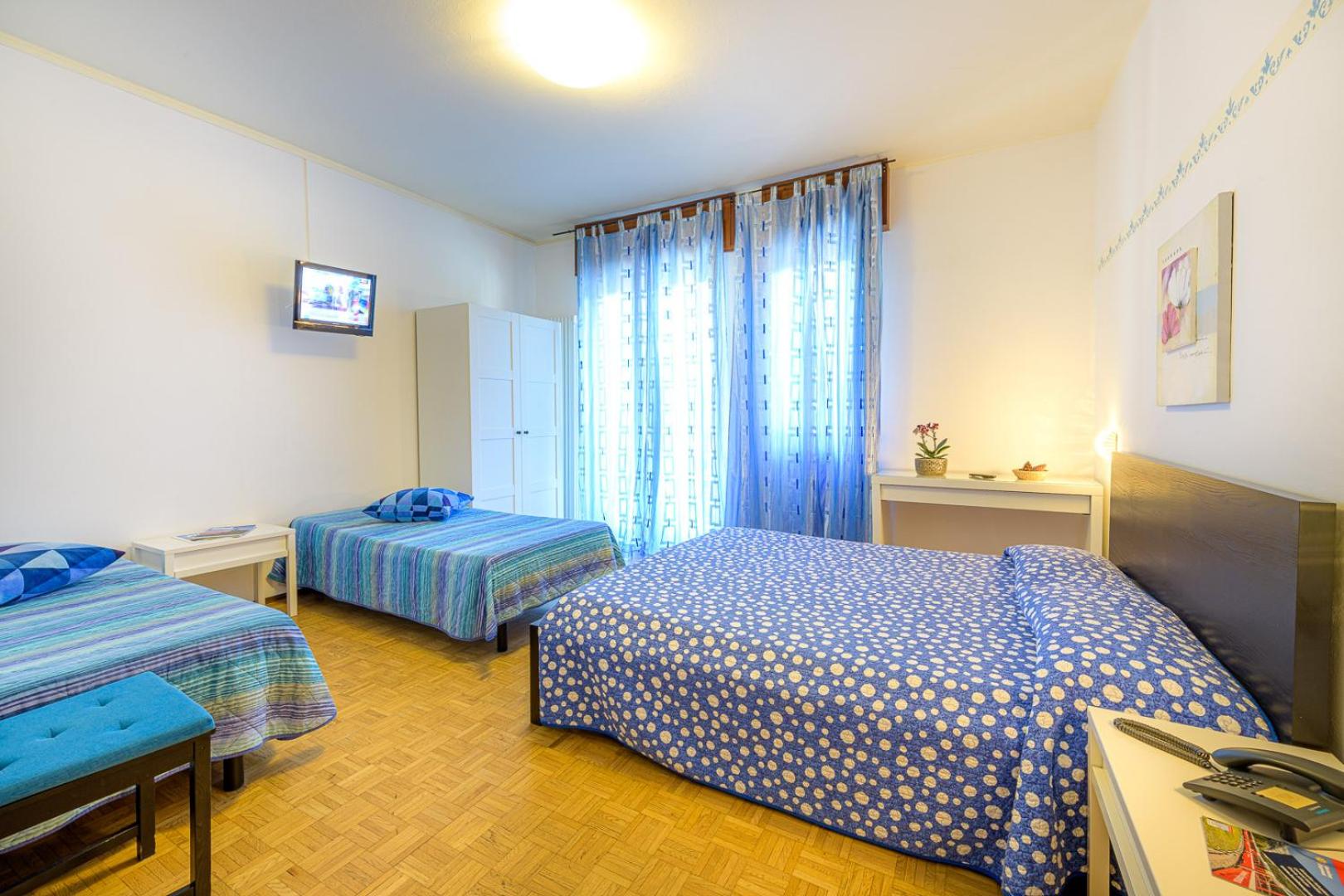 Triple Room - Photo 1