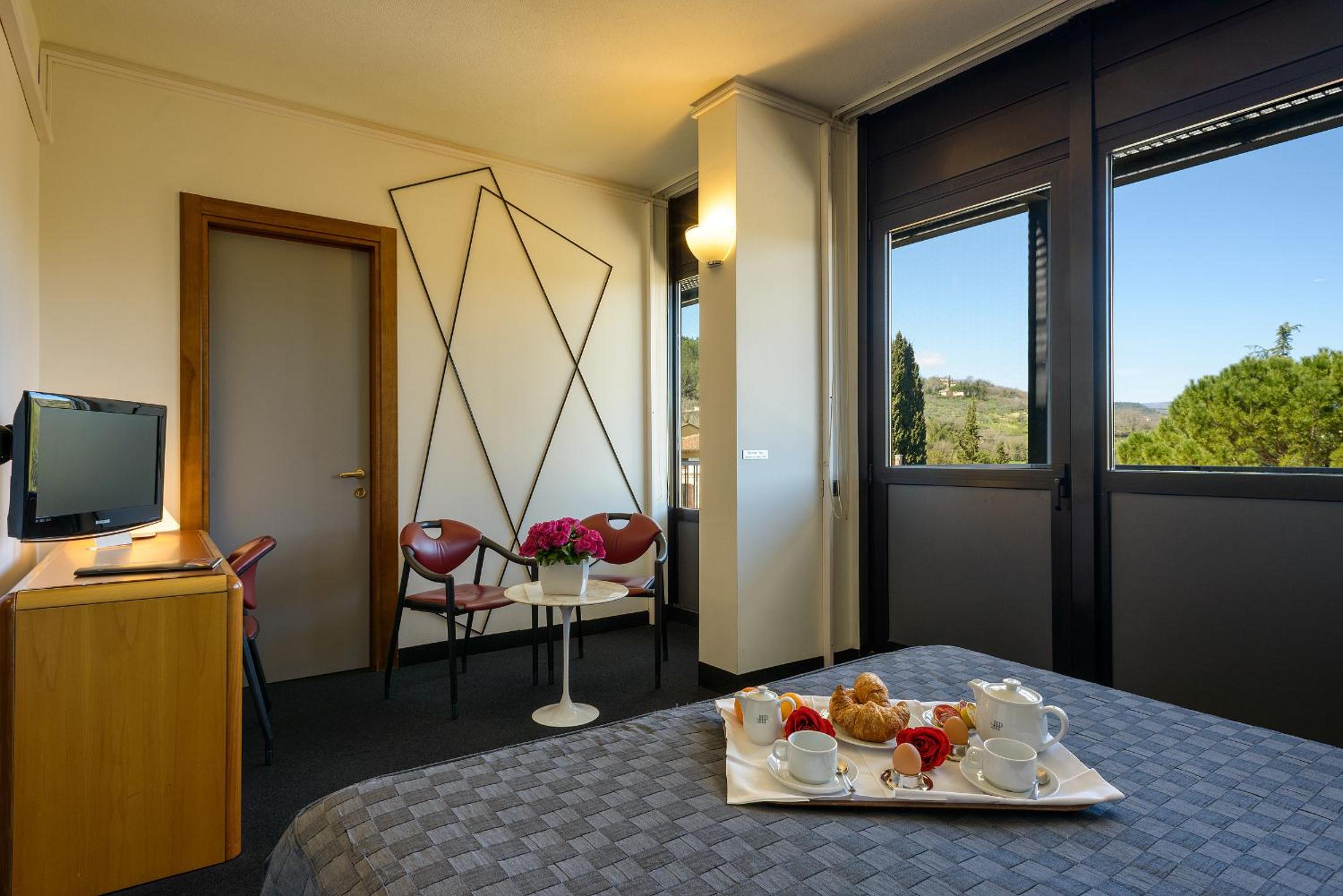 Classic Double or Twin Room - Photo 4