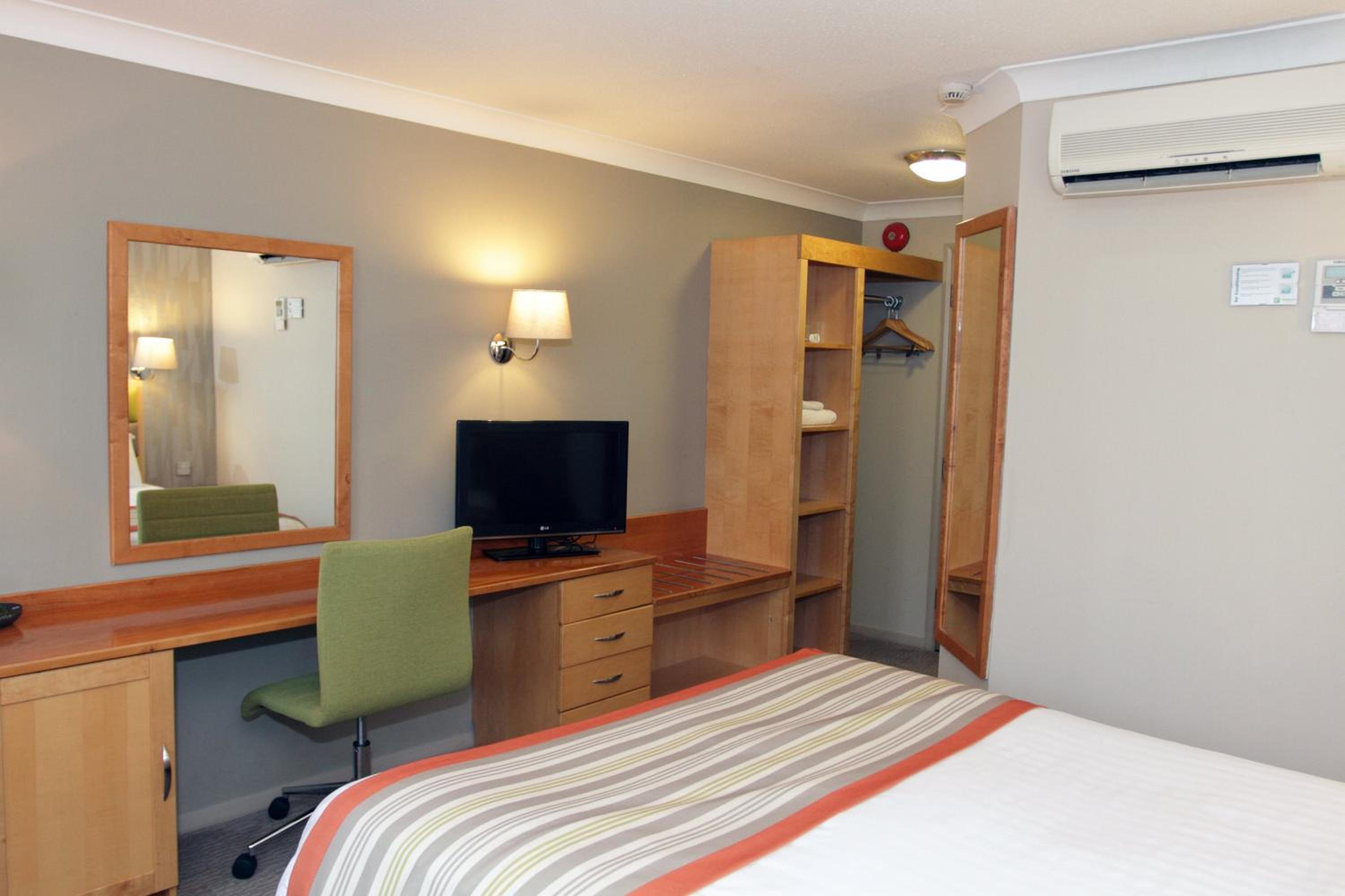 Standard Double Room - Photo 6