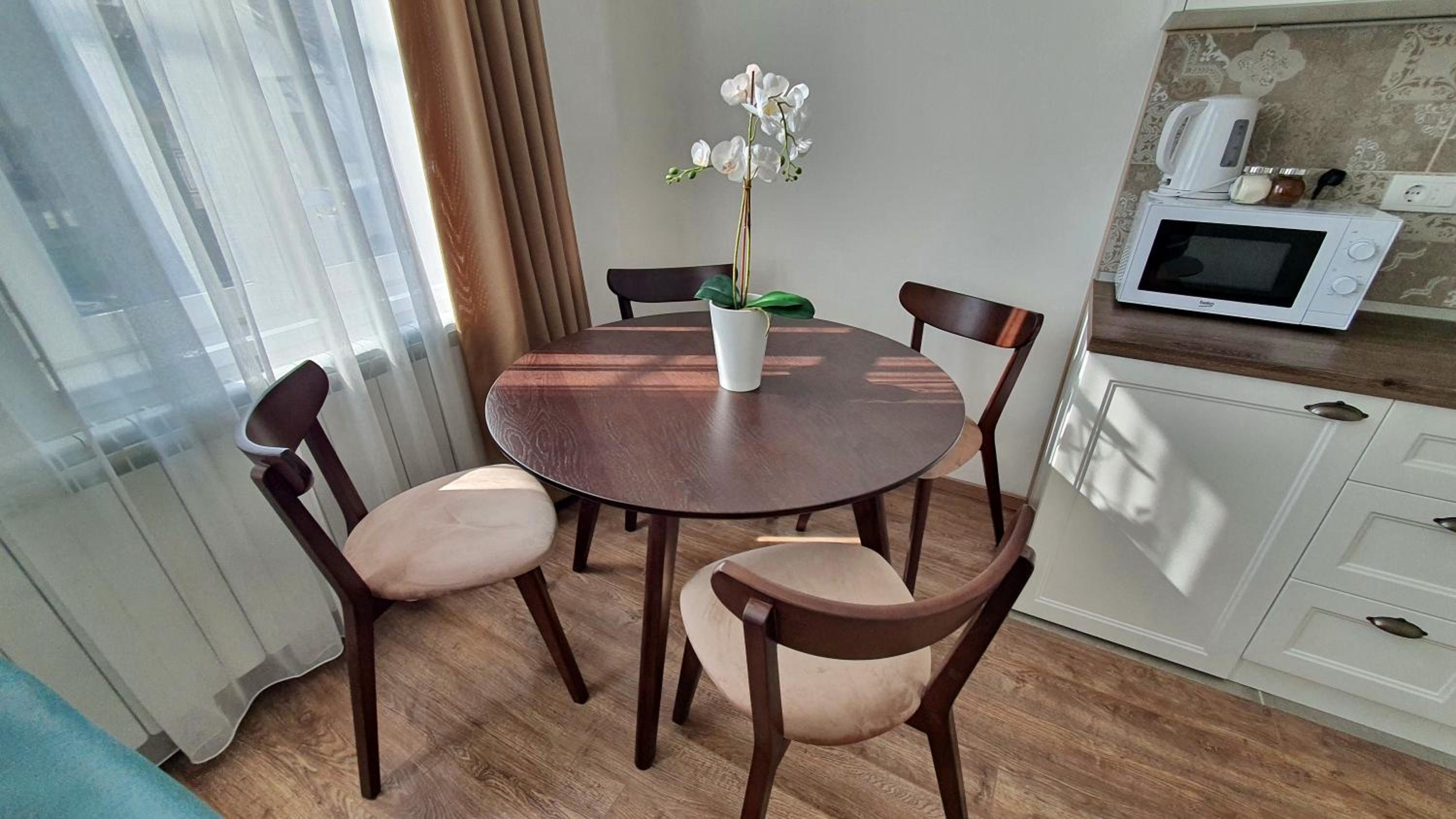 Apartment - Photo 2