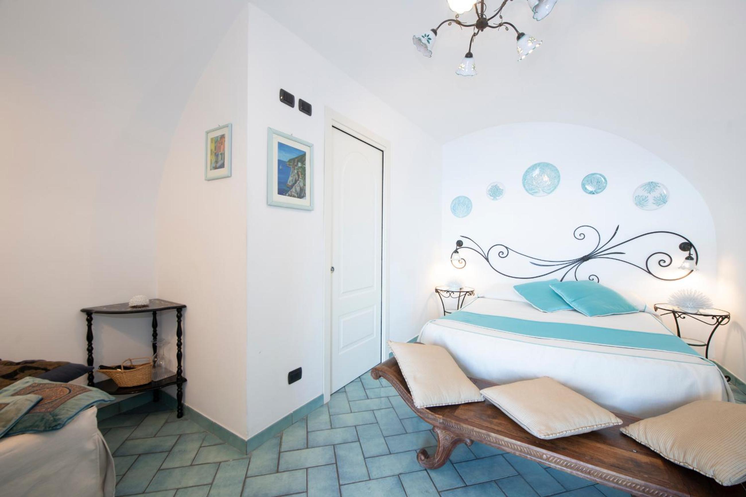 Classic Double or Twin Room - Photo 3
