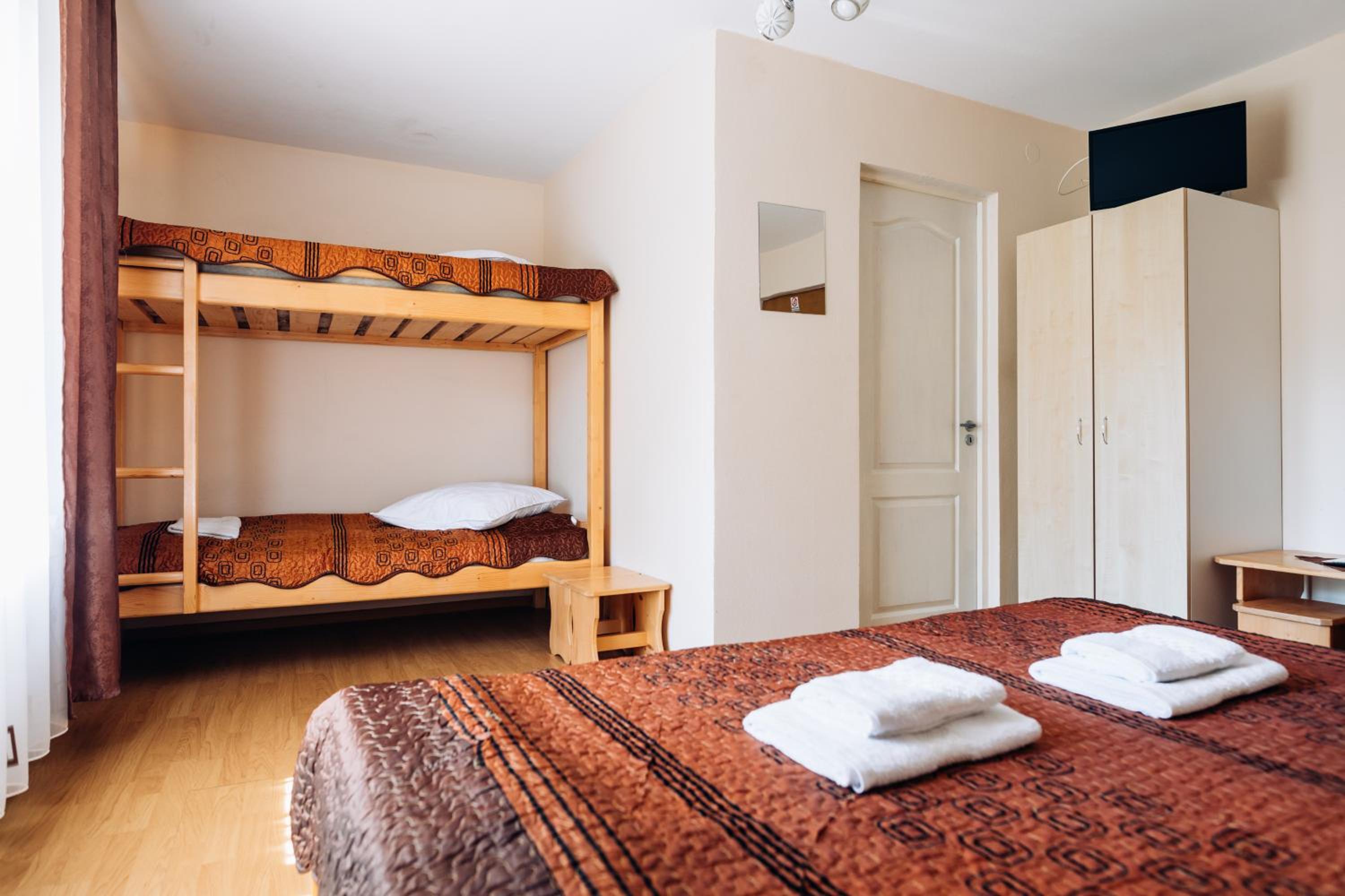 Quadruple Room photo 3