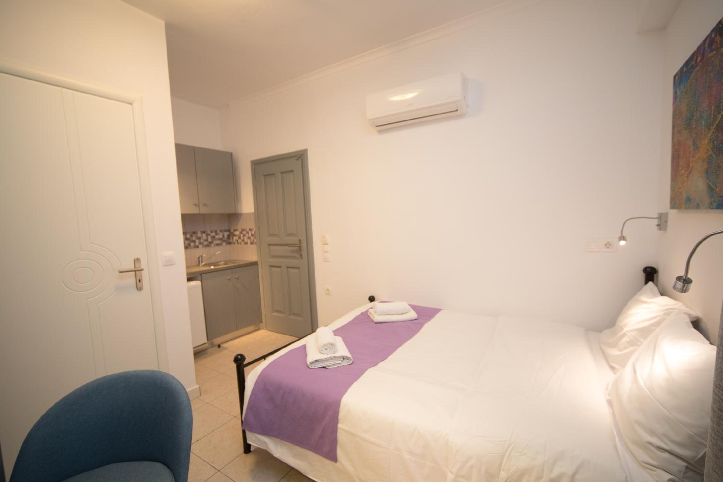 Single Room - Ground Floor