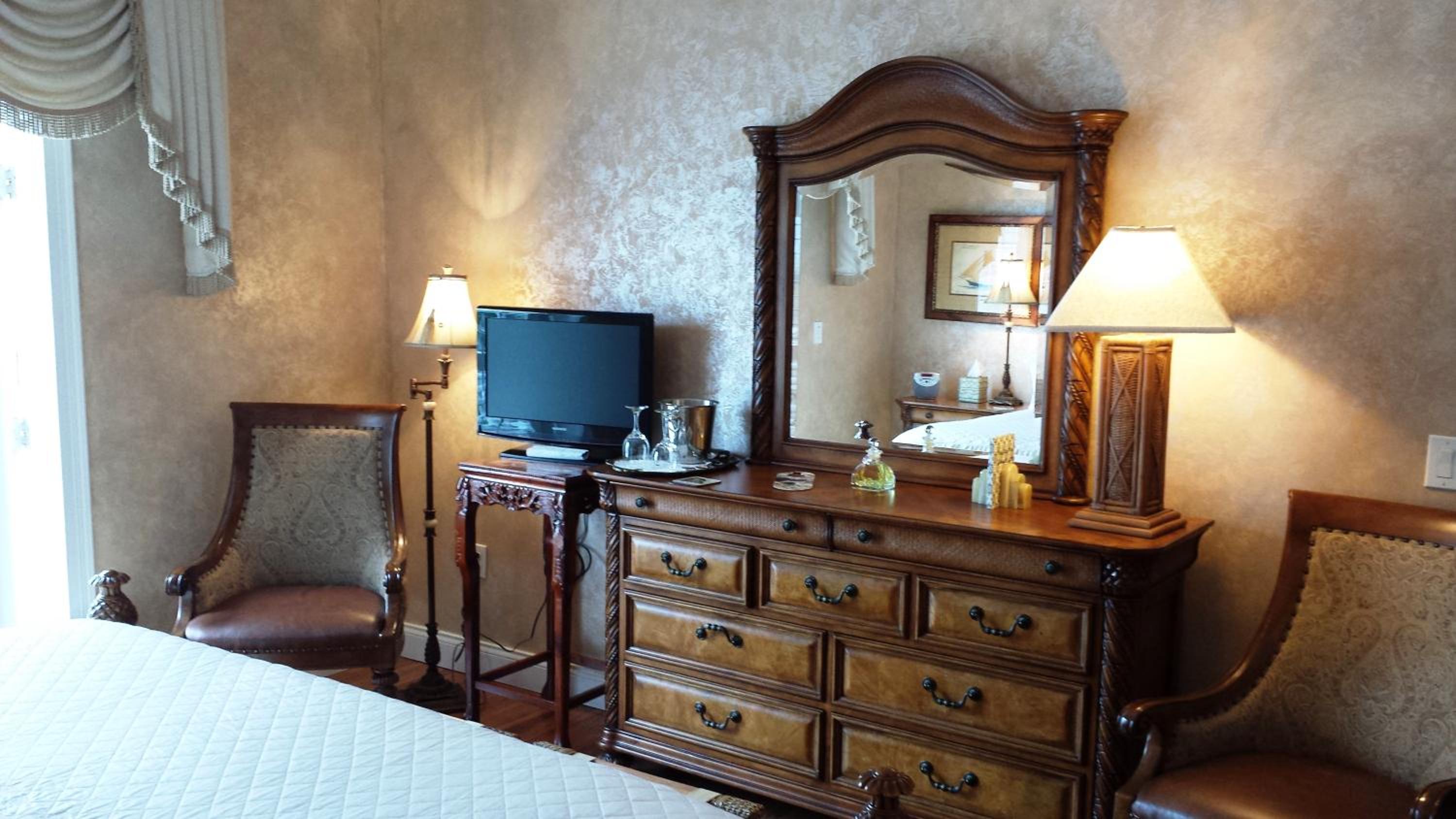 King Room with Spa Bath photo 3