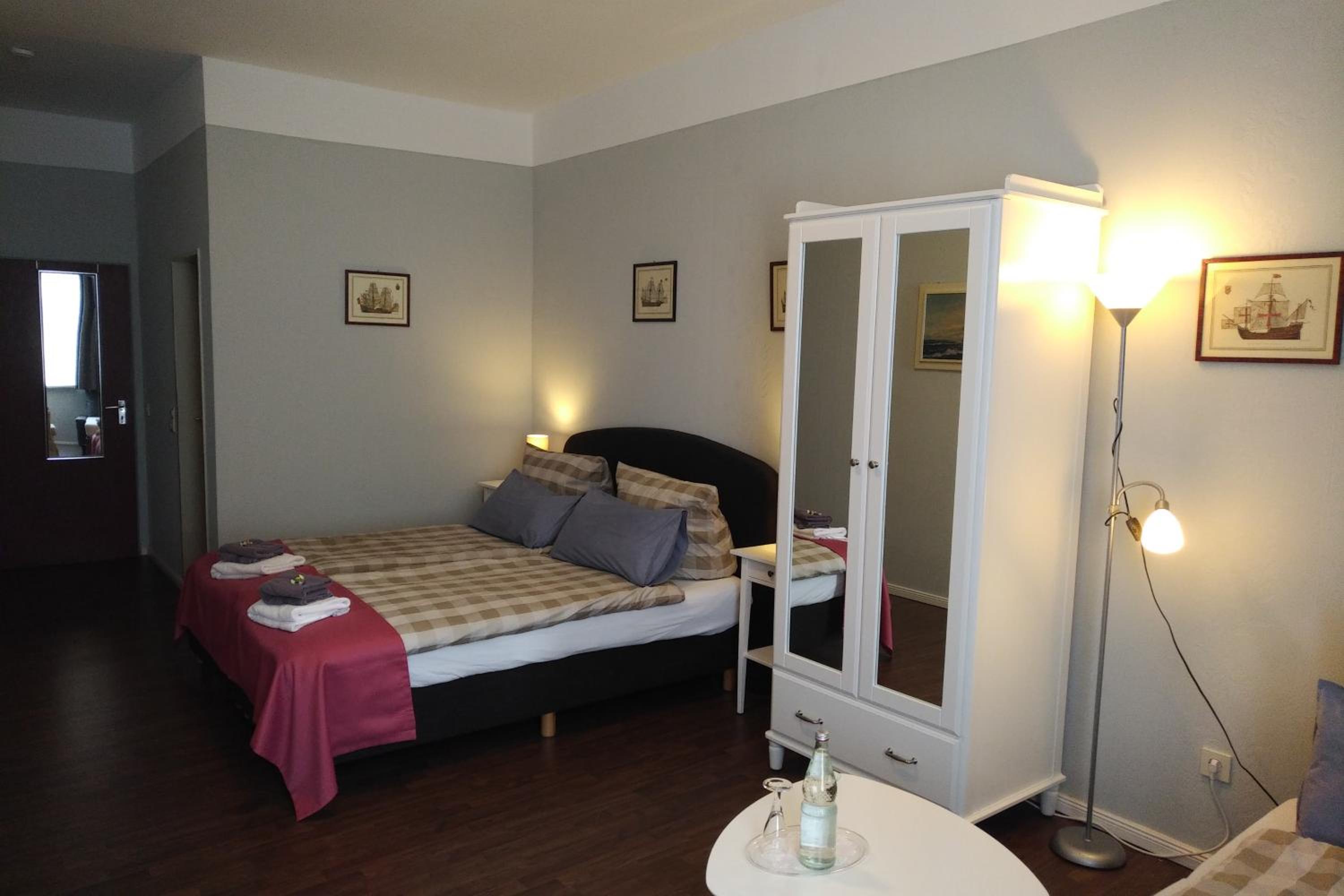 Family Room - Photo 1