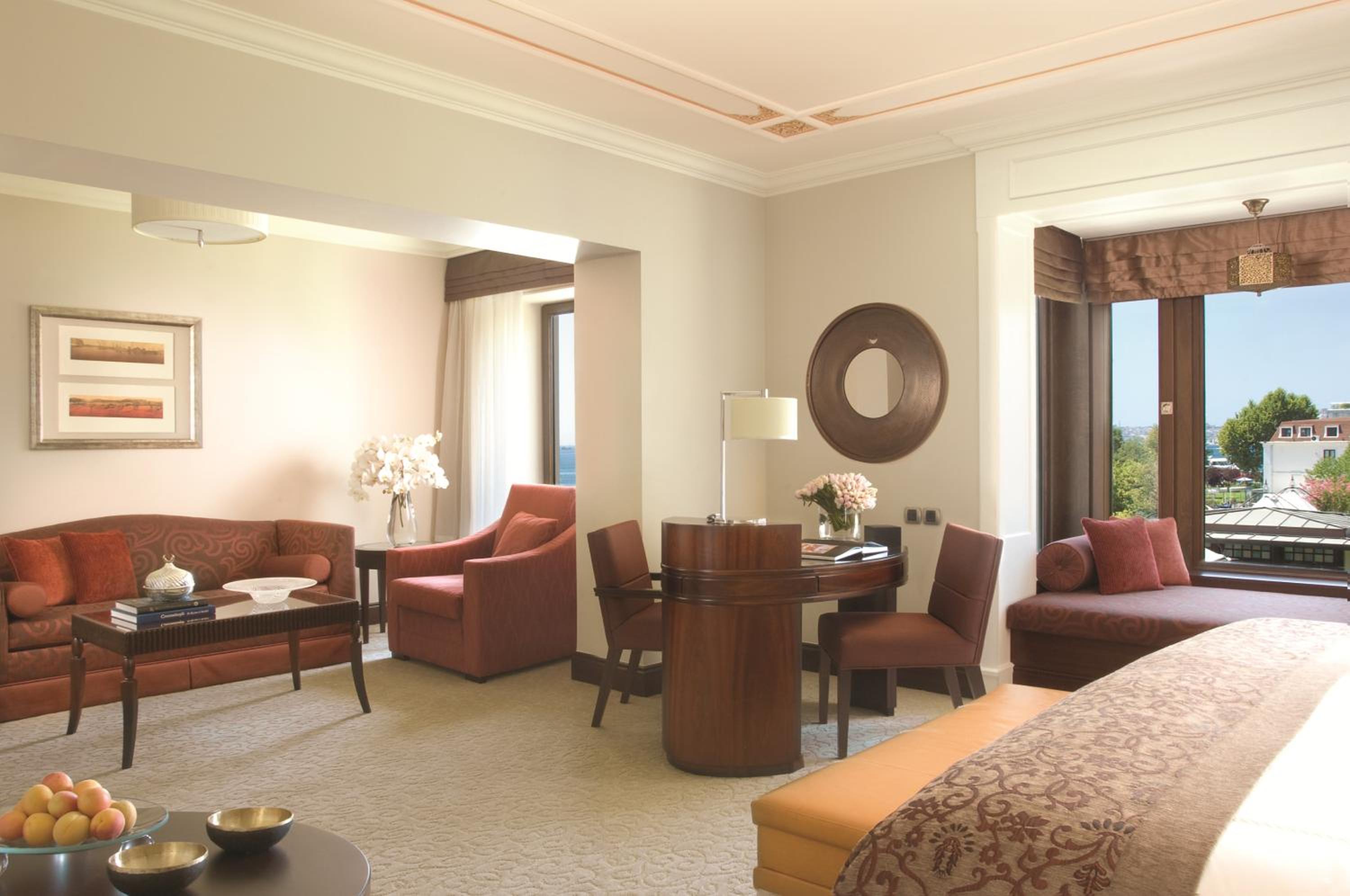 Four Seasons Room photo 1